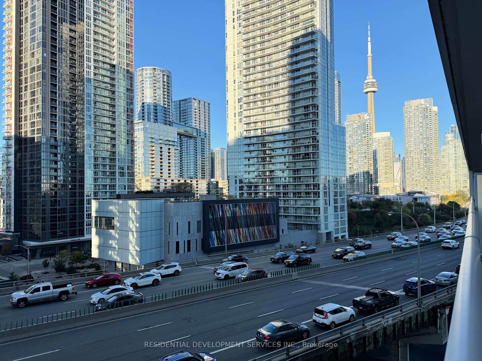 Photo 15 of Unit 906, 17 Bathurst Street, Toronto, Waterfront Communities — HOMEH