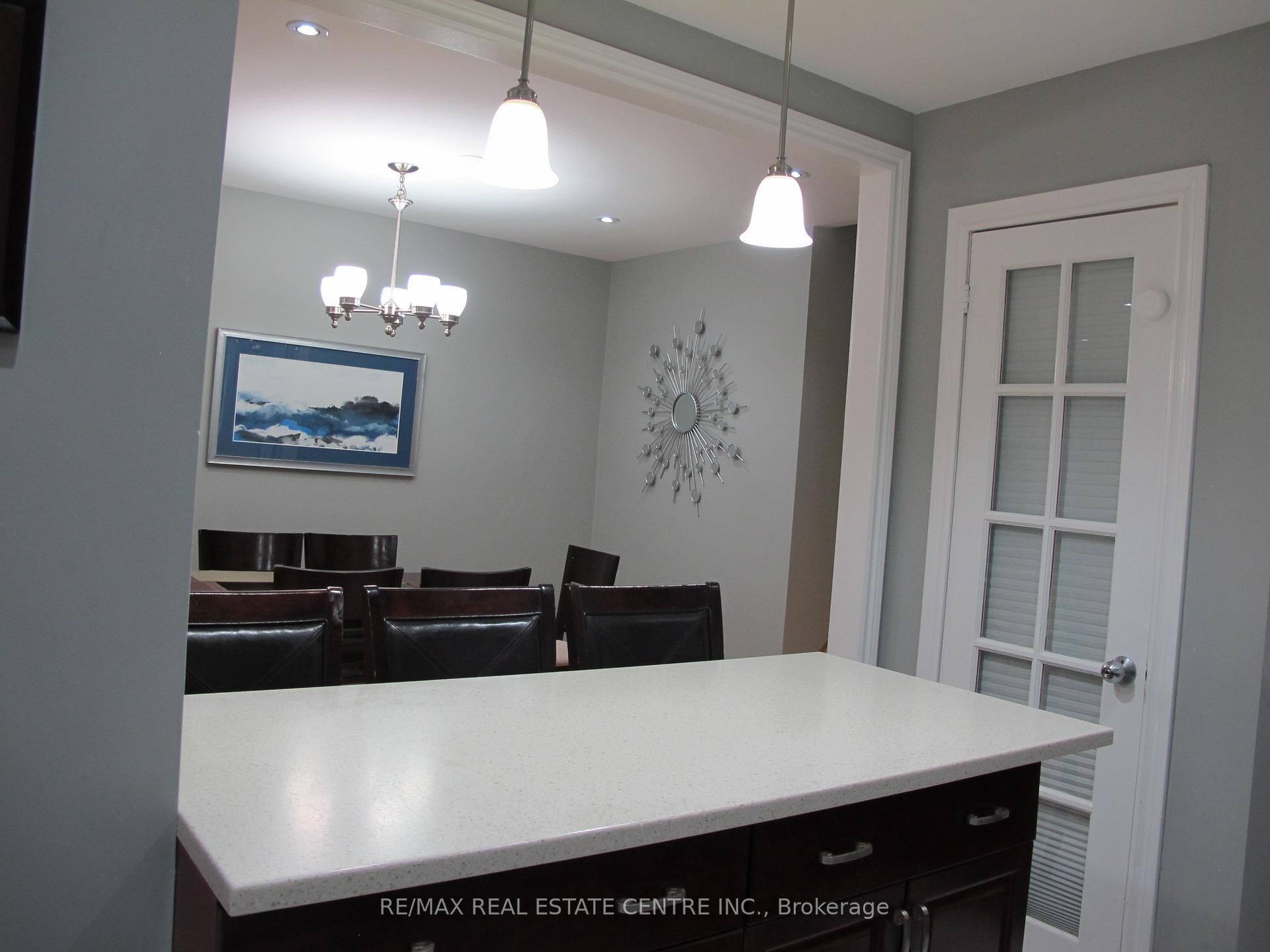 Photo 11 of 4695 Empire(Upper Floor) Crescent, Mississauga, Hurontario — HOMEH