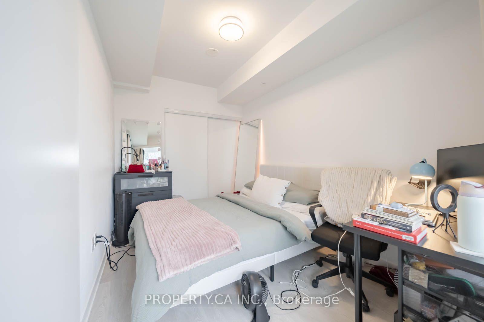Photo 10 of Unit 501, 15 Queens Quay E, Toronto, Waterfront Communities — HOMEH