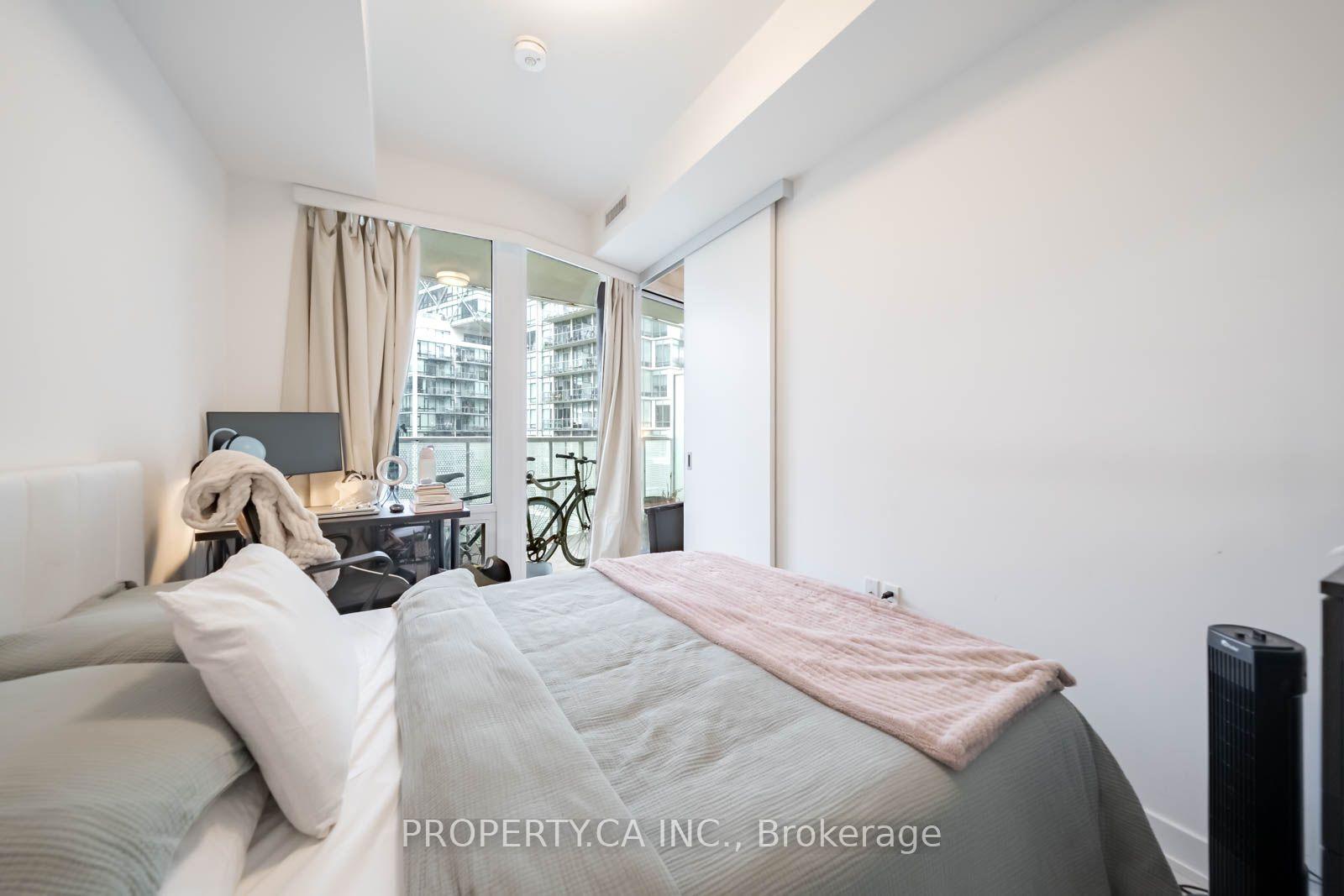 Photo 11 of Unit 501, 15 Queens Quay E, Toronto, Waterfront Communities — HOMEH