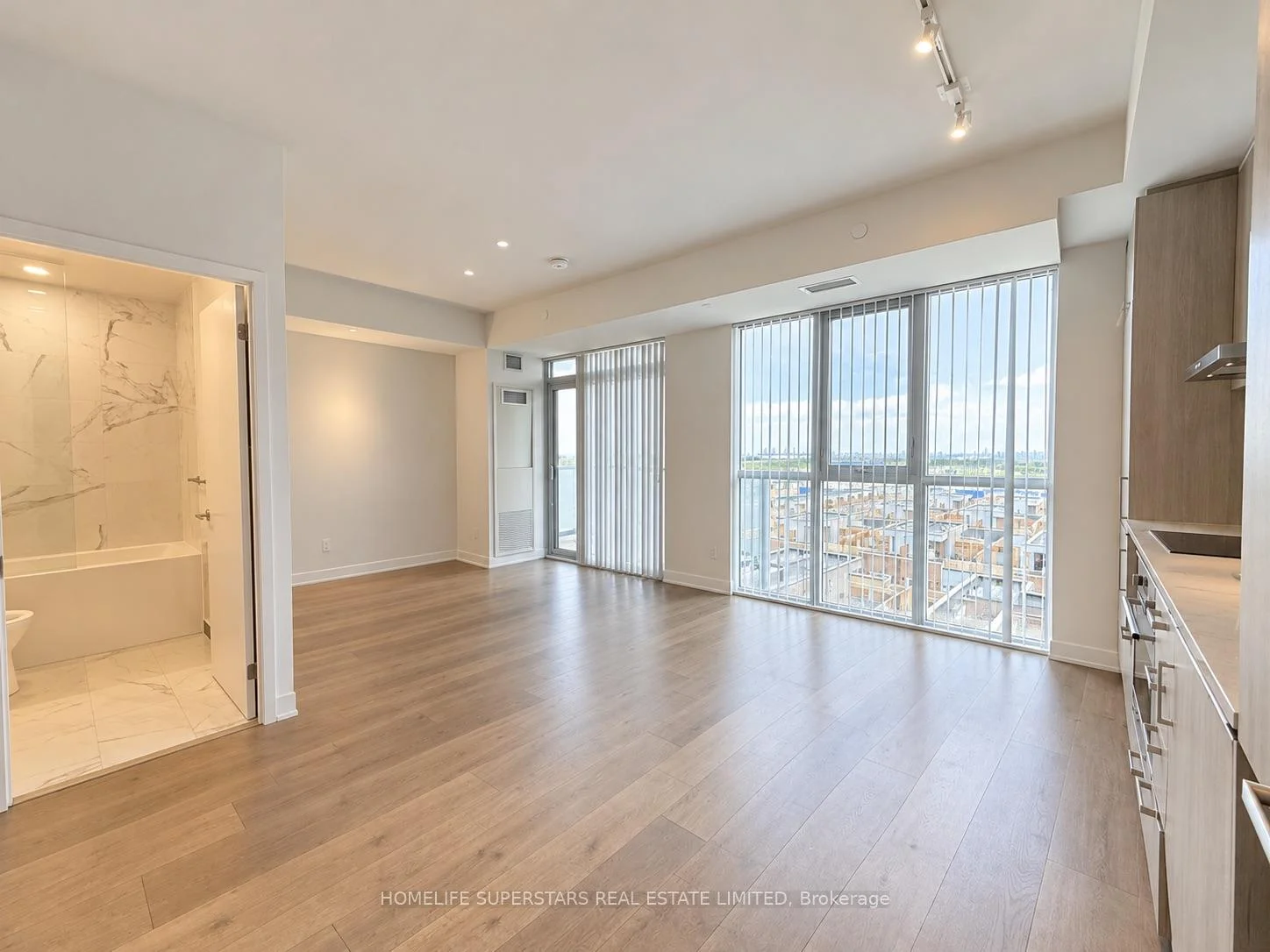 Front of Unit 706, 60 Honeycrisp Crescent
