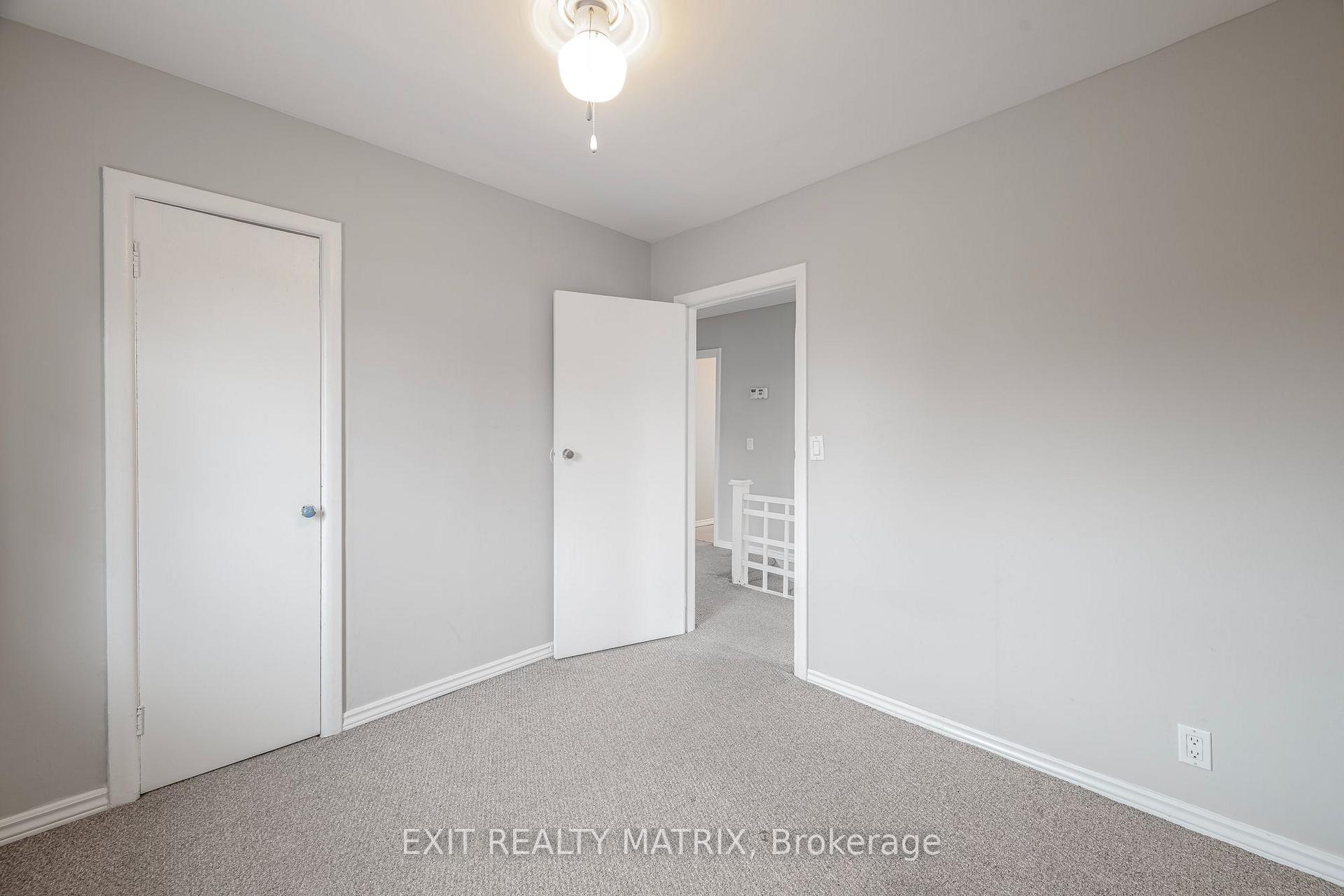 Photo 12 of Unit 2, 1384 Chatelain Avenue, Ottawa, Carlington — HOMEH