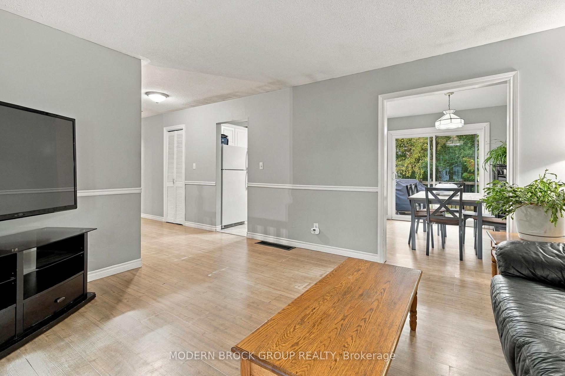 Photo 10 of 1210 Peden Boulevard, Brockville, Brockville — HOMEH