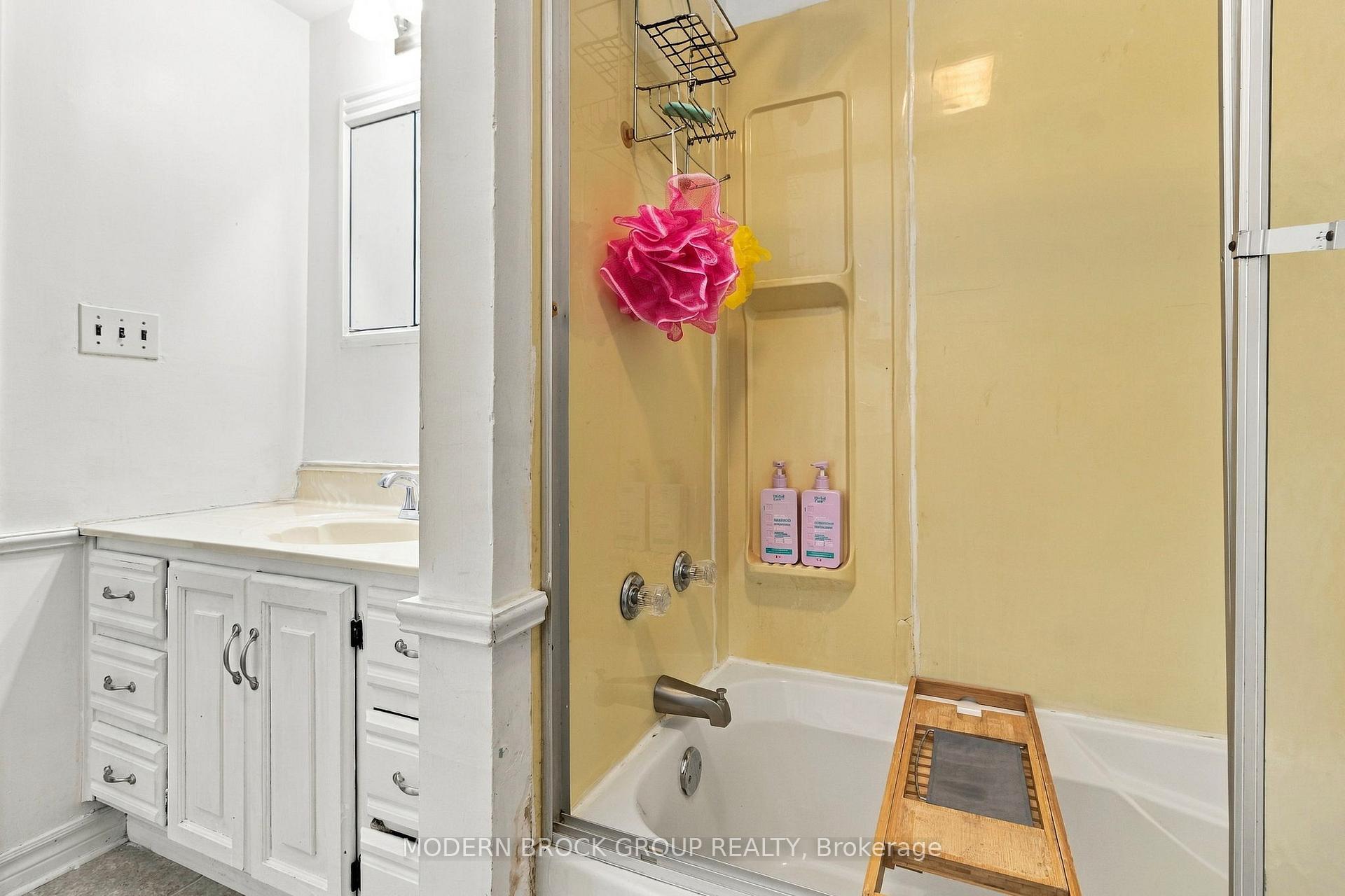 Photo 29 of 1210 Peden Boulevard, Brockville, Brockville — HOMEH