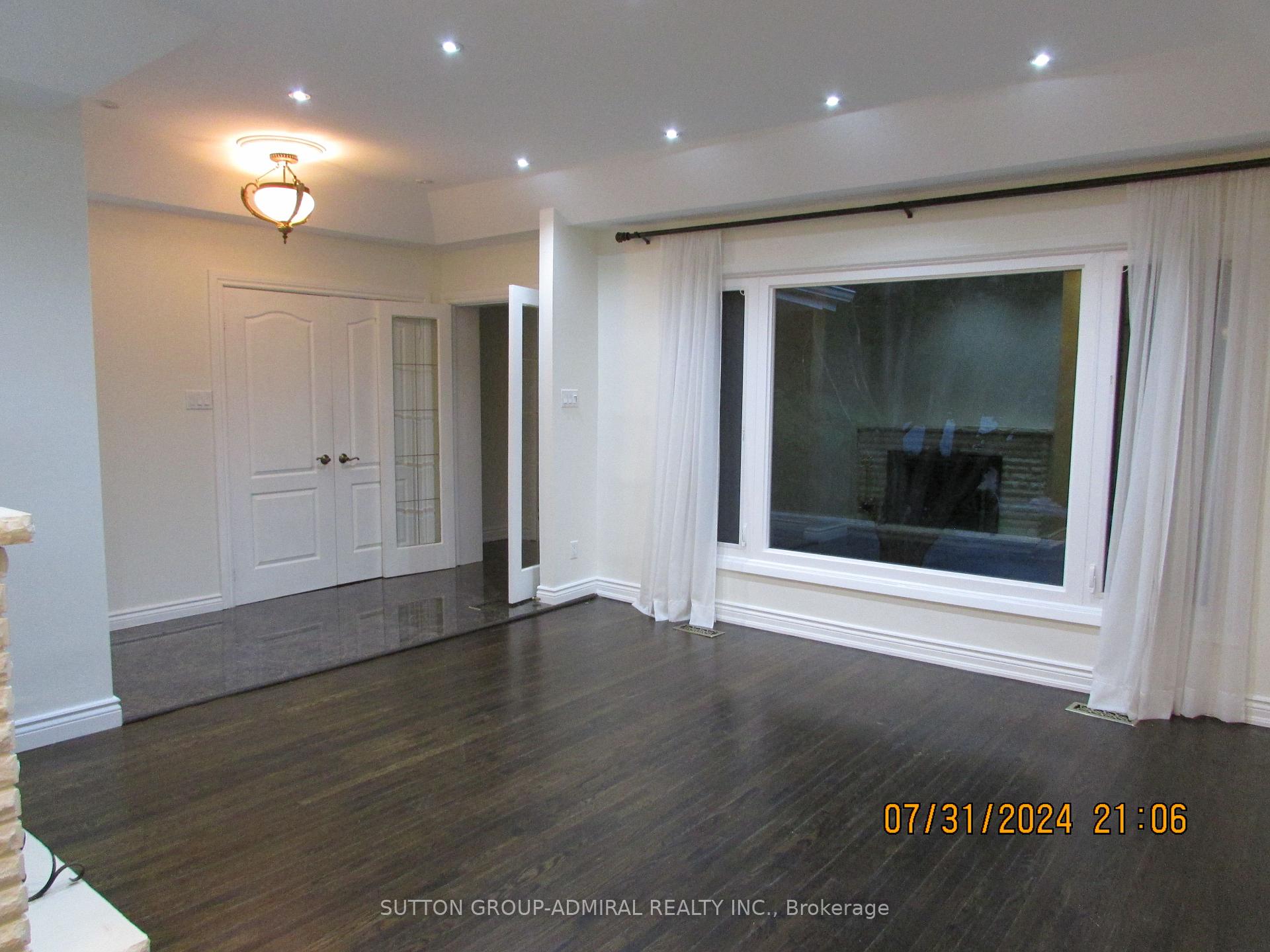 Photo 3 of Unit Main Fl, 62 Leisure Lane, Richmond Hill, Mill Pond — HOMEH