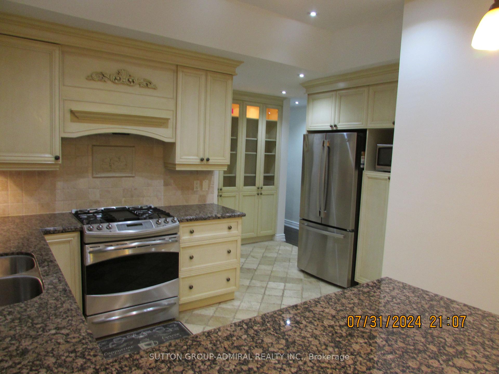 Photo 5 of Unit Main Fl, 62 Leisure Lane, Richmond Hill, Mill Pond — HOMEH