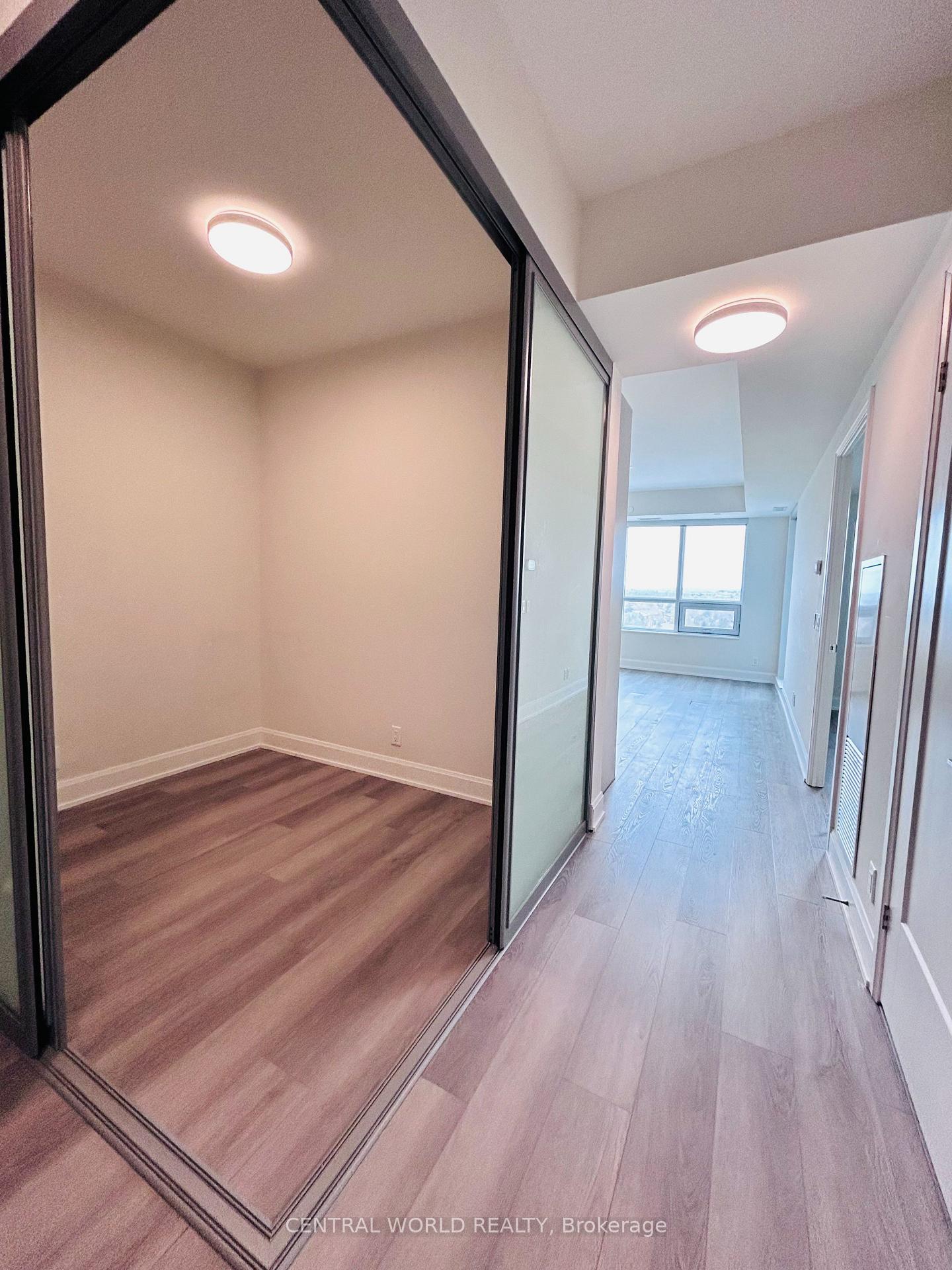 Photo 3 of Unit 915, 38 Gandhi Lane, Markham, Commerce Valley — HOMEH