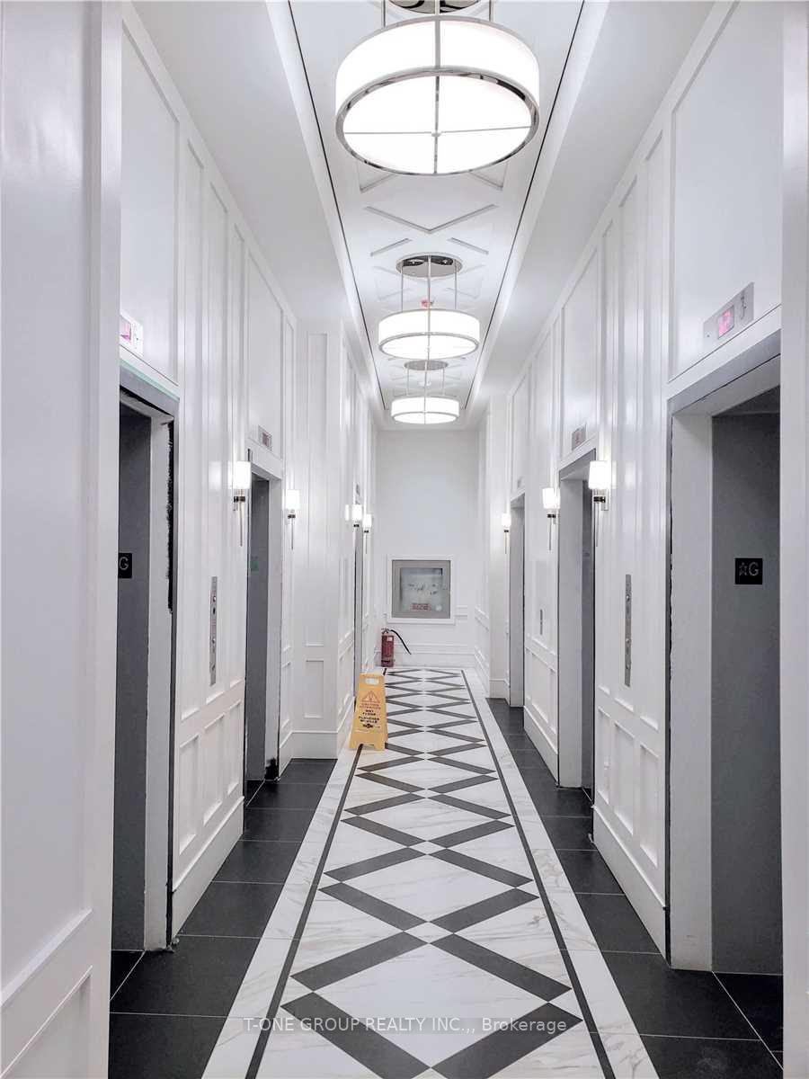 Photo 12 of Unit 1018, 955 Bay Street, Toronto, Bay Street Corridor — HOMEH