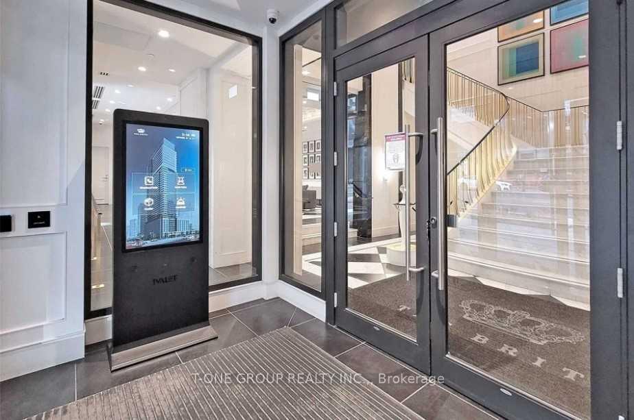 Photo 16 of Unit 1018, 955 Bay Street, Toronto, Bay Street Corridor — HOMEH