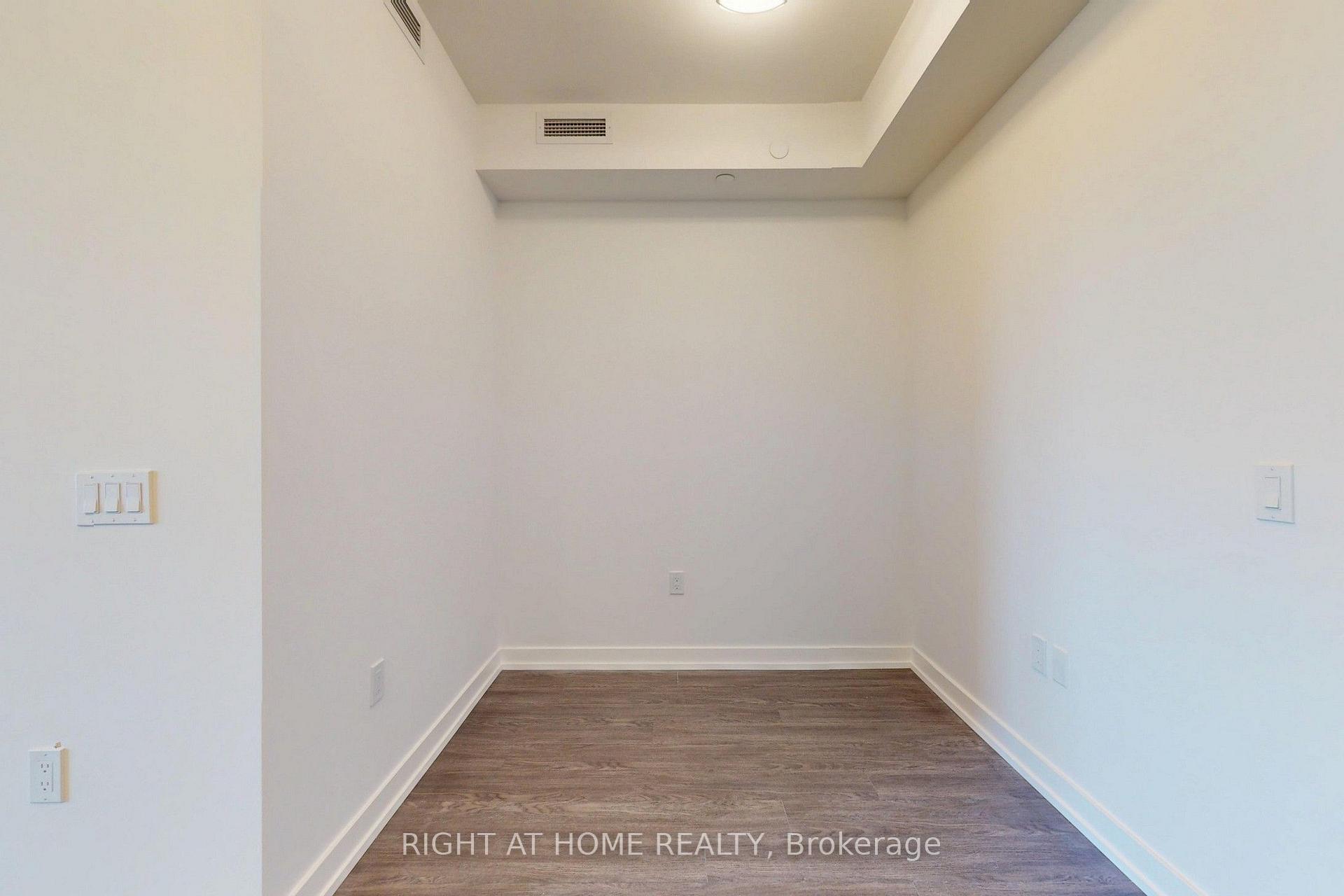 Photo 13 of Unit 2204, 5 Meadowdale Road, Vaughan, Vaughan Corporate Centre — HOMEH