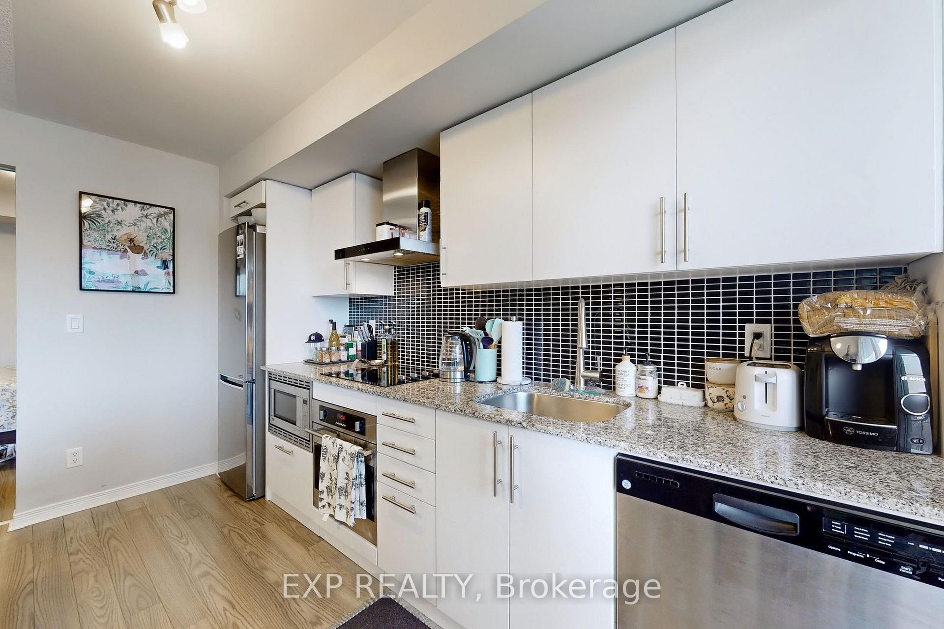 Photo 17 of Unit 817, 352 Front Street W, Toronto, Waterfront Communities — HOMEH