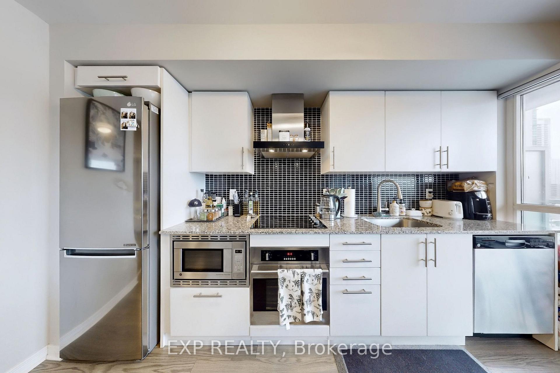 Photo 18 of Unit 817, 352 Front Street W, Toronto, Waterfront Communities — HOMEH