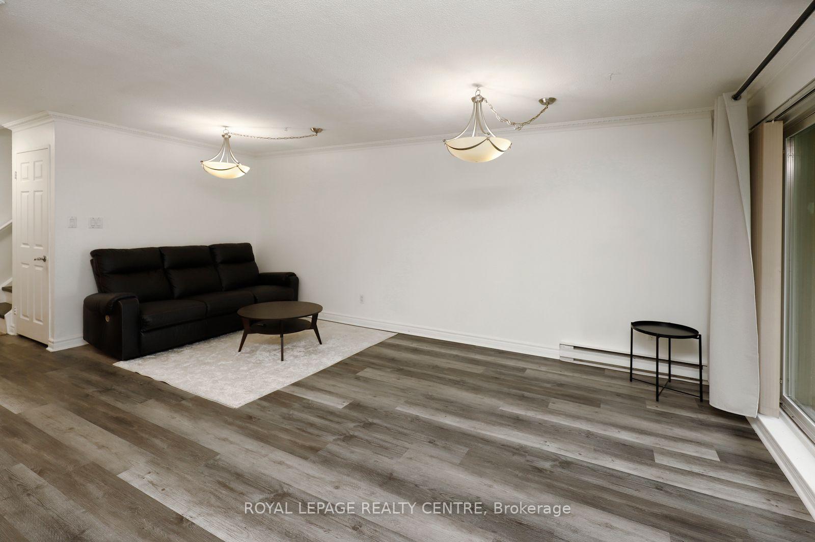 Photo 14 of Unit 103, 3040 Constitution Boulevard, Mississauga, Applewood — HOMEH