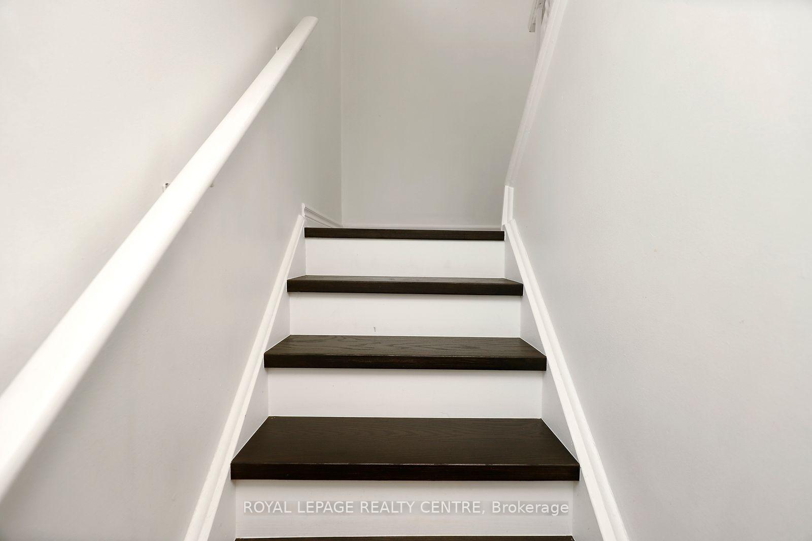 Photo 21 of Unit 103, 3040 Constitution Boulevard, Mississauga, Applewood — HOMEH
