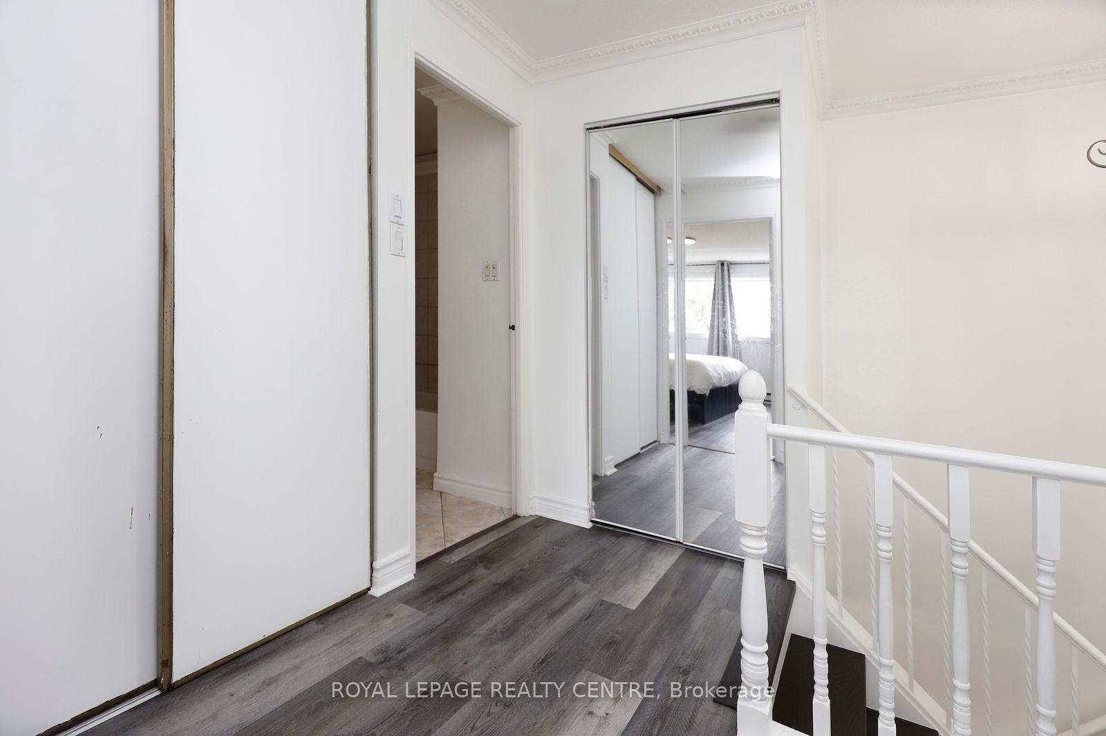 Photo 23 of Unit 103, 3040 Constitution Boulevard, Mississauga, Applewood — HOMEH