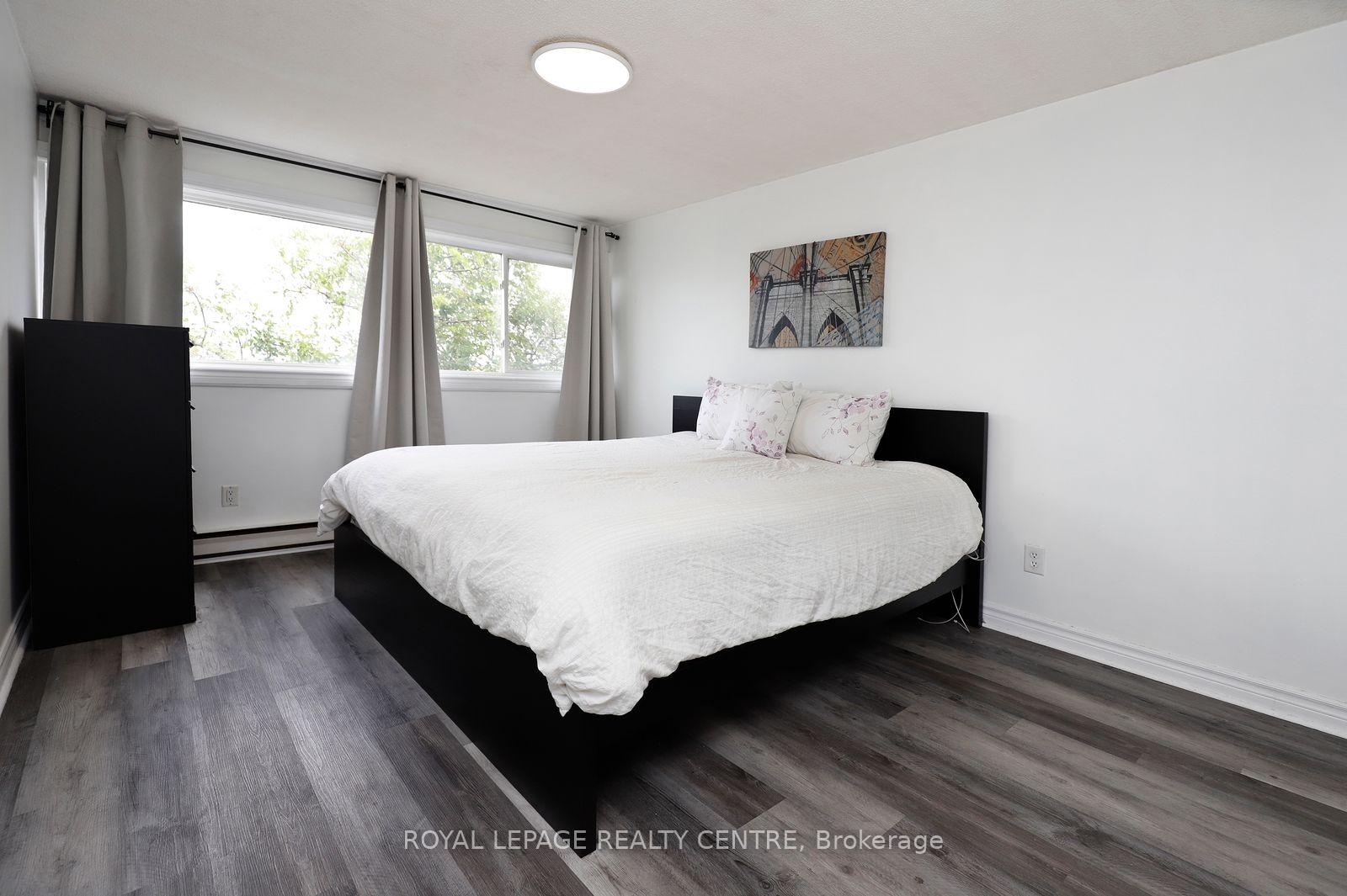 Photo 25 of Unit 103, 3040 Constitution Boulevard, Mississauga, Applewood — HOMEH