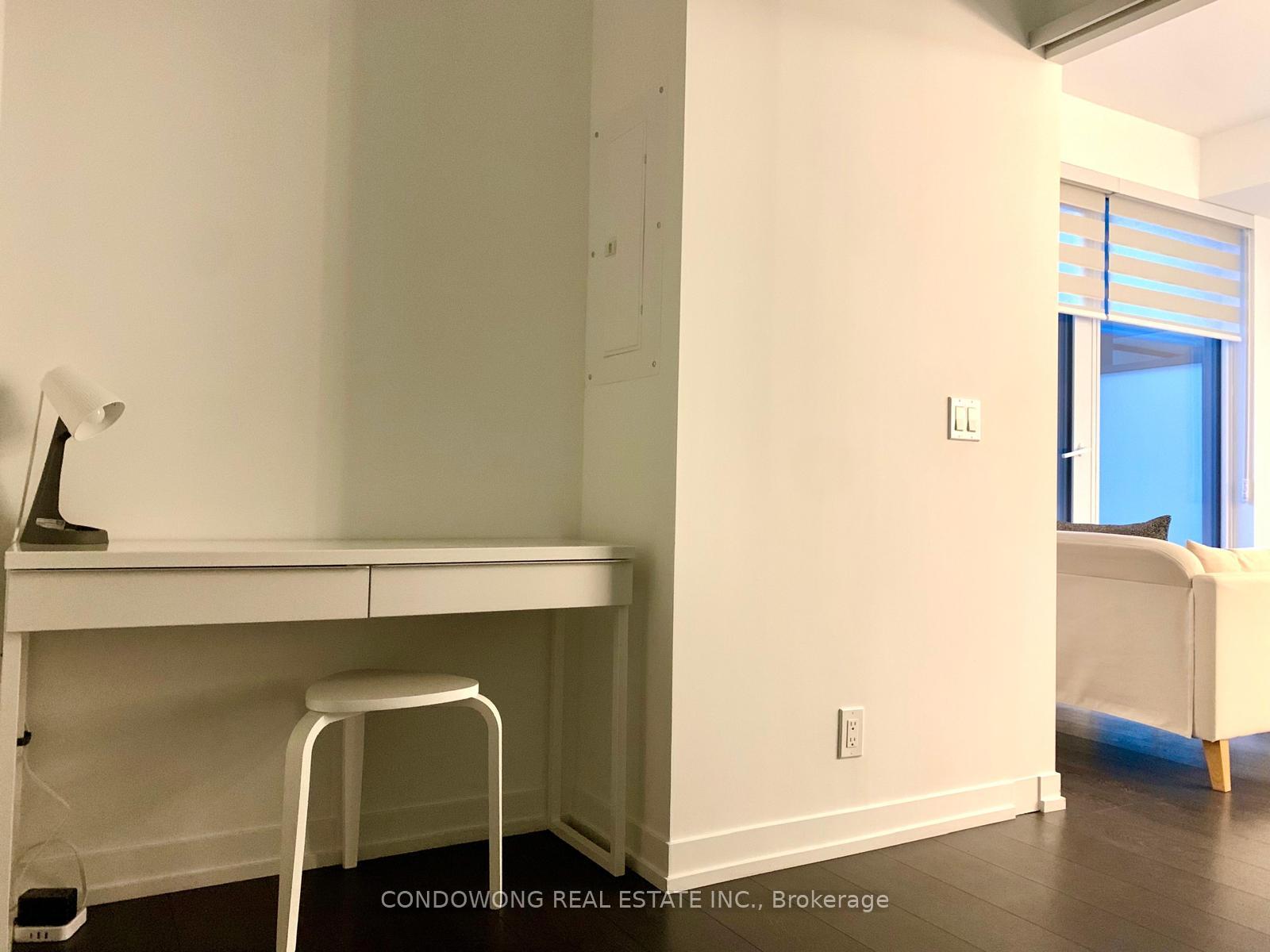 Photo 5 of Unit 805, 2020 Bathurst Street, Toronto, Humewood-Cedarvale — HOMEH