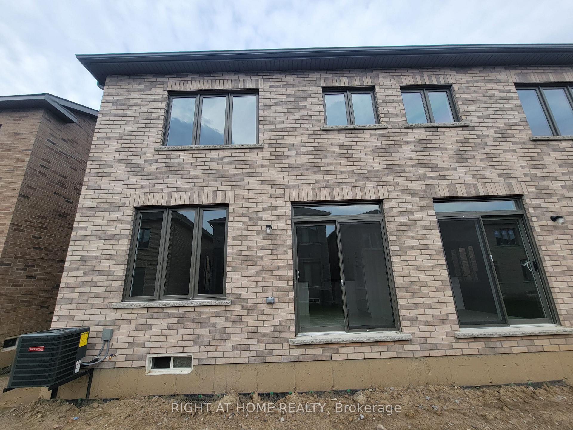Photo 11 of Unit Main, 32 Truffle Court, Brampton, Northwest Brampton — HOMEH