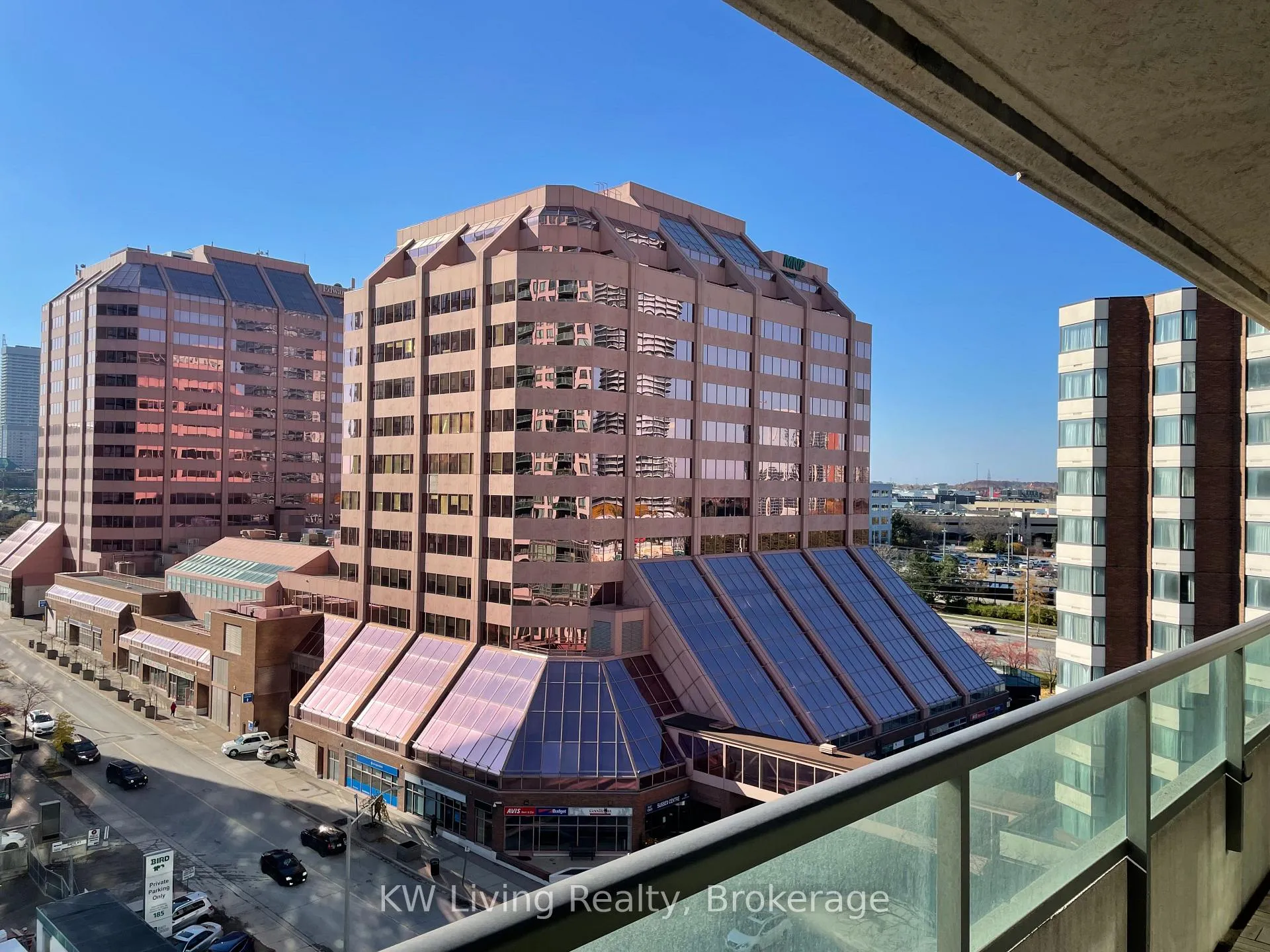 Photo 19 of Unit 1007, 208 Enfield Place, Mississauga, City Centre — HOMEH