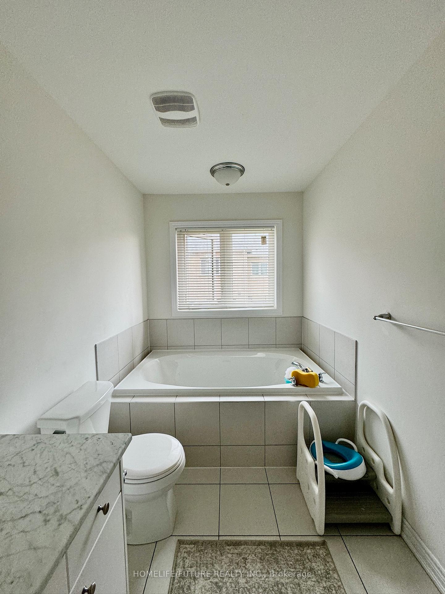 Photo 6 of 10 Buttonbush Lane, Richmond Hill, Oak Ridges Lake Wilcox — HOMEH
