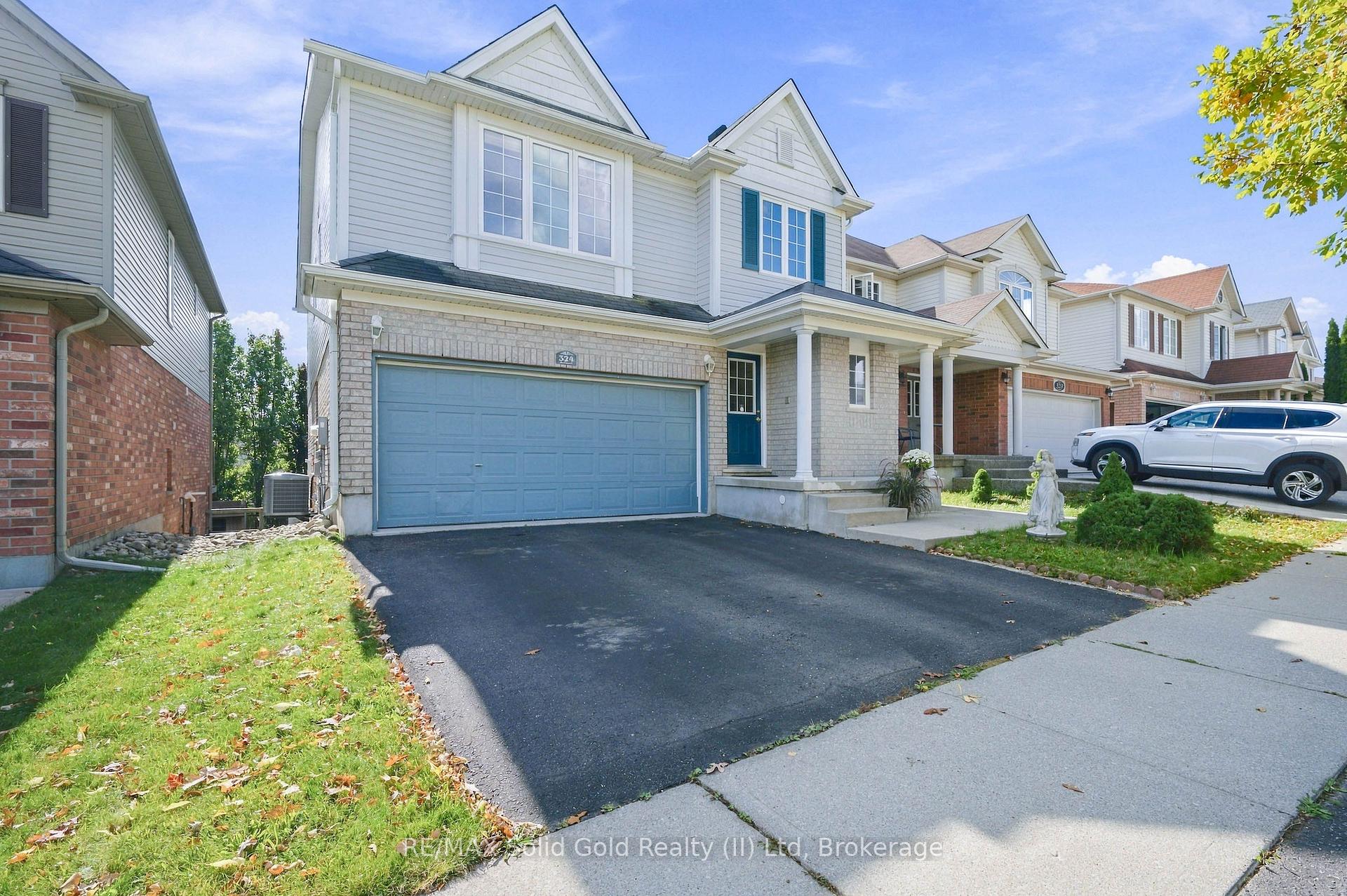 Photo 2 of 324 Beaumont Crescent, Kitchener, Idlewood — HOMEH