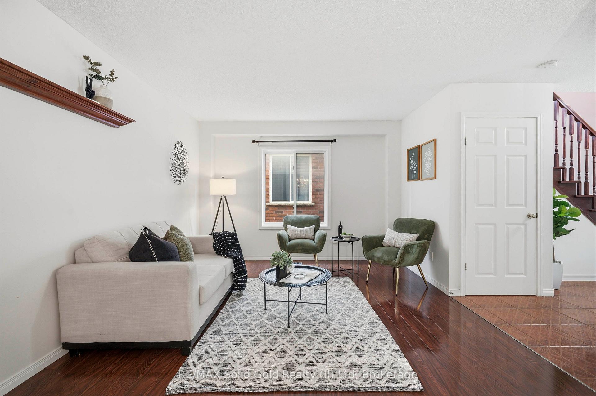Photo 17 of 324 Beaumont Crescent, Kitchener, Idlewood — HOMEH