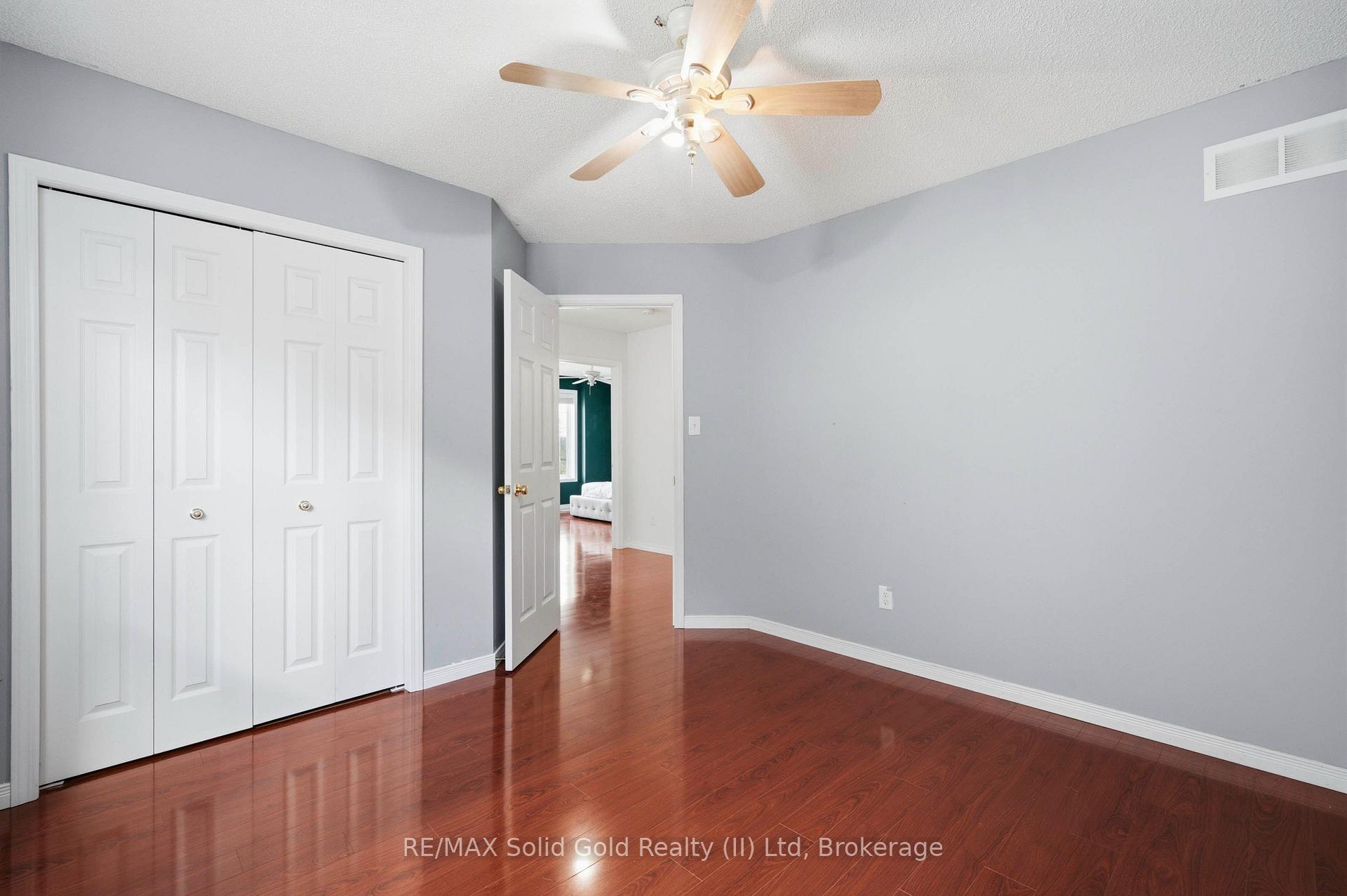 Photo 27 of 324 Beaumont Crescent, Kitchener, Idlewood — HOMEH