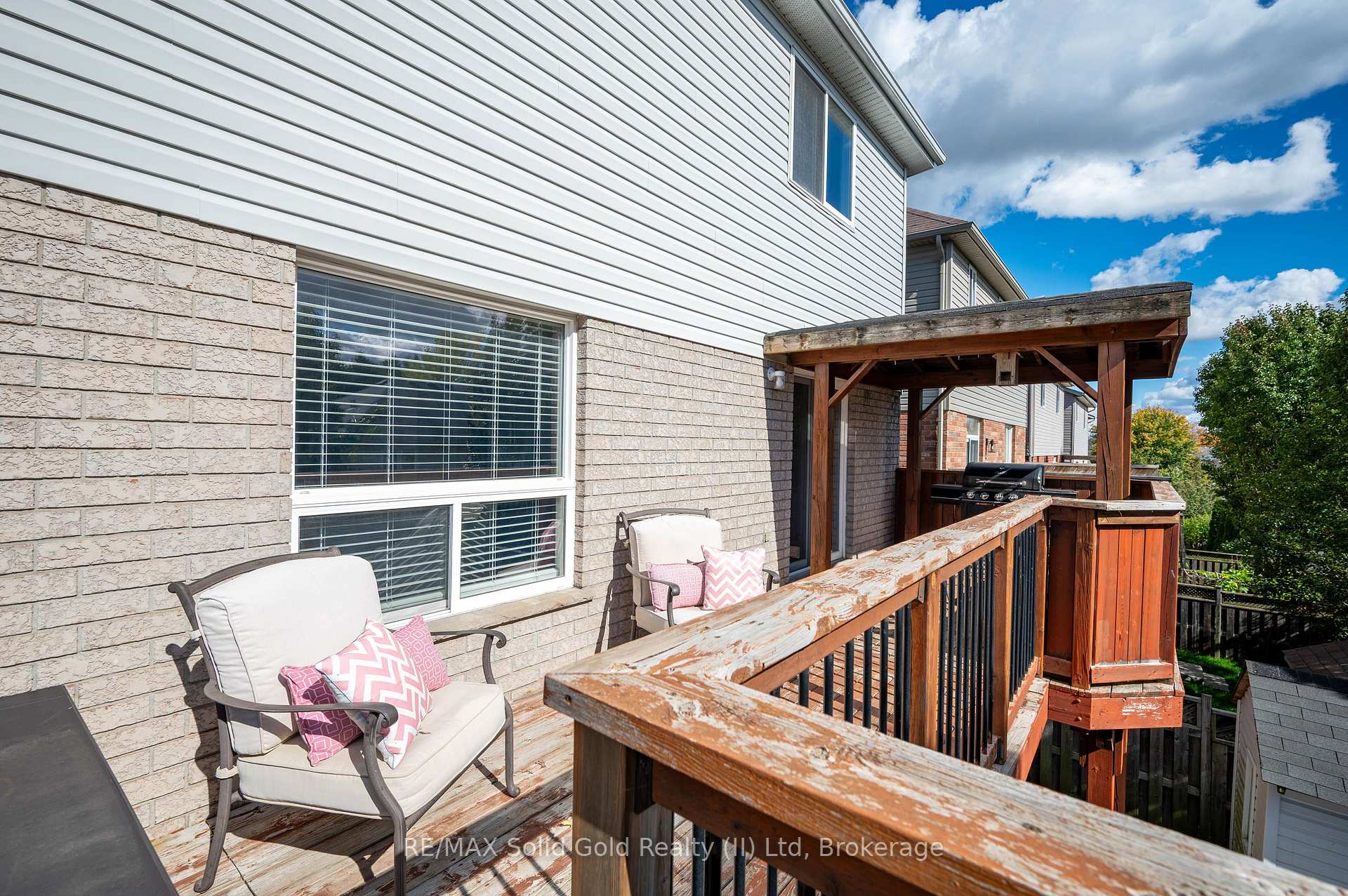 Photo 42 of 324 Beaumont Crescent, Kitchener, Idlewood — HOMEH