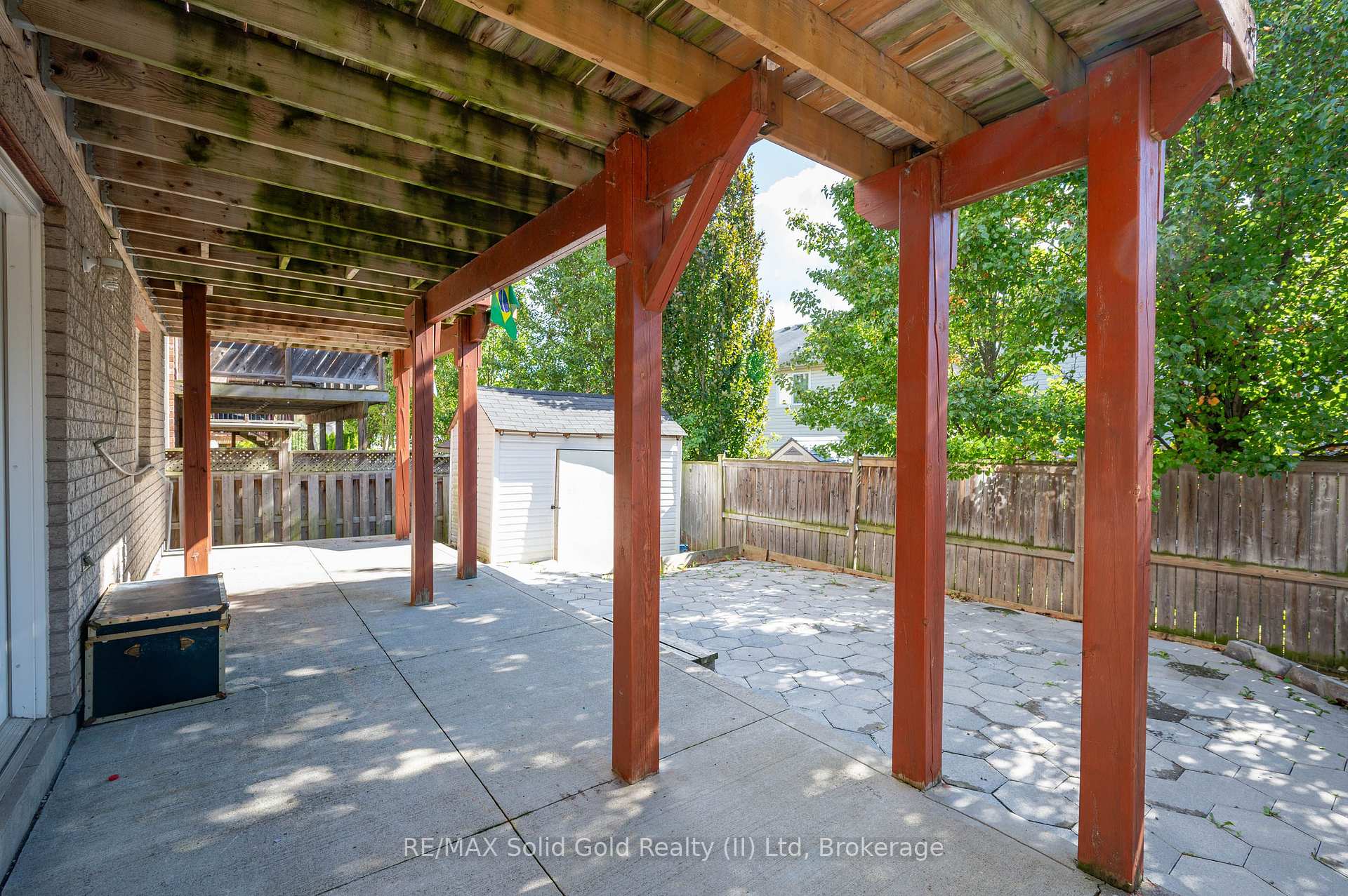 Photo 43 of 324 Beaumont Crescent, Kitchener, Idlewood — HOMEH