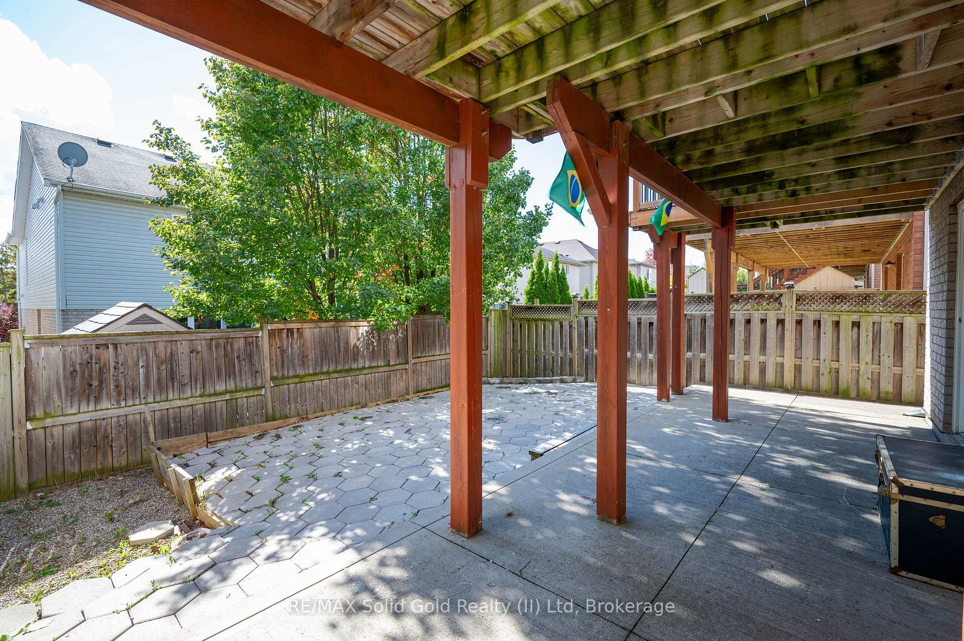 Photo 44 of 324 Beaumont Crescent, Kitchener, Idlewood — HOMEH