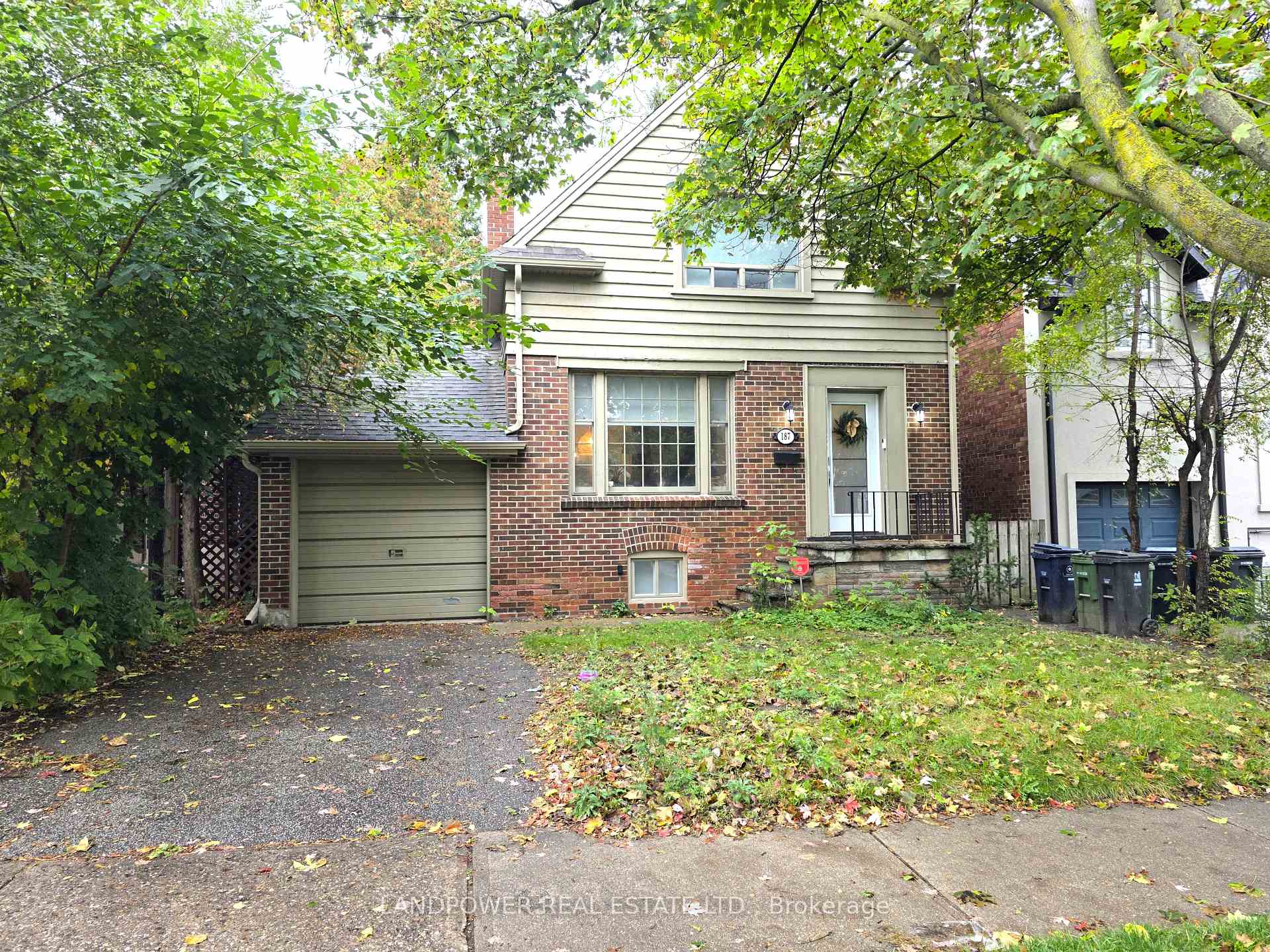 Photo of 187 Park Lawn Road