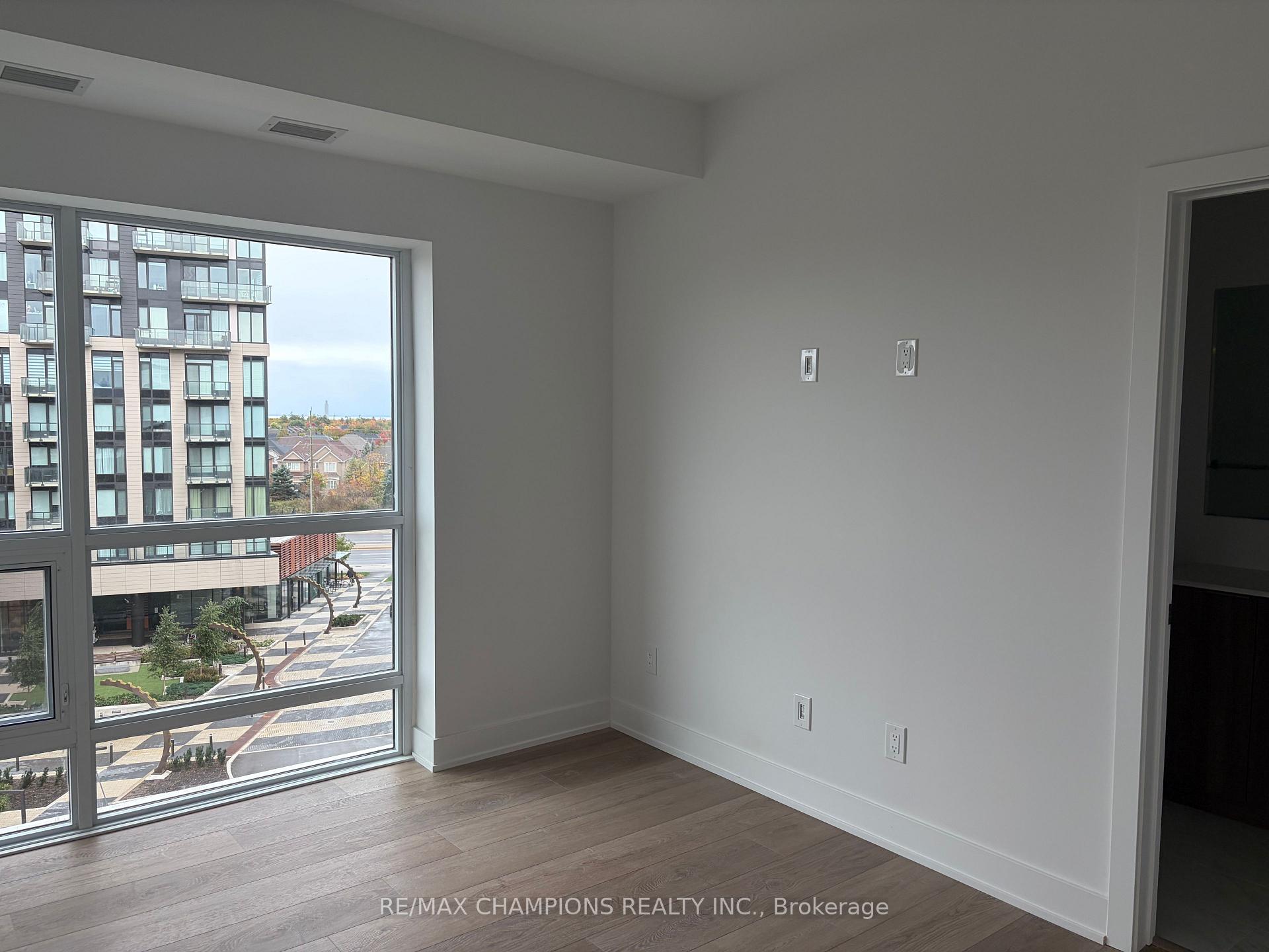 Photo 4 of Unit 607, 3008 William Cutmore Boulevard, Oakville, Joshua Meadows — HOMEH