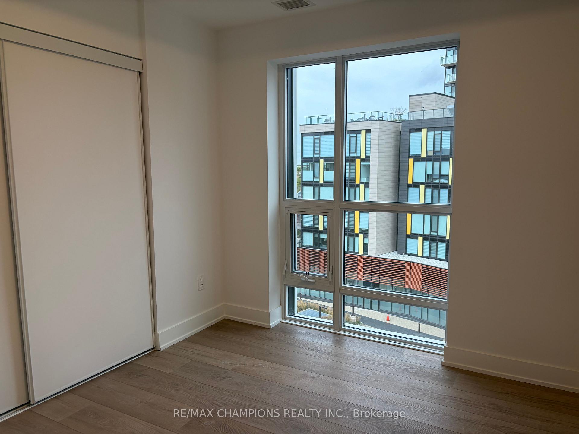 Photo 6 of Unit 607, 3008 William Cutmore Boulevard, Oakville, Joshua Meadows — HOMEH
