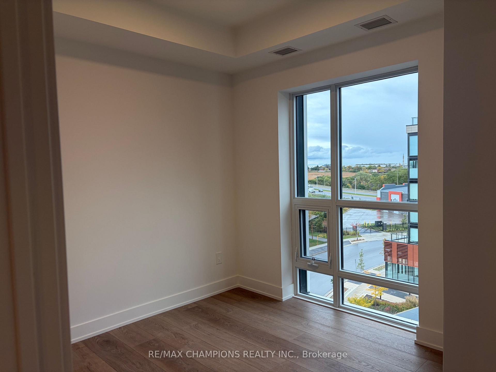 Photo 8 of Unit 607, 3008 William Cutmore Boulevard, Oakville, Joshua Meadows — HOMEH