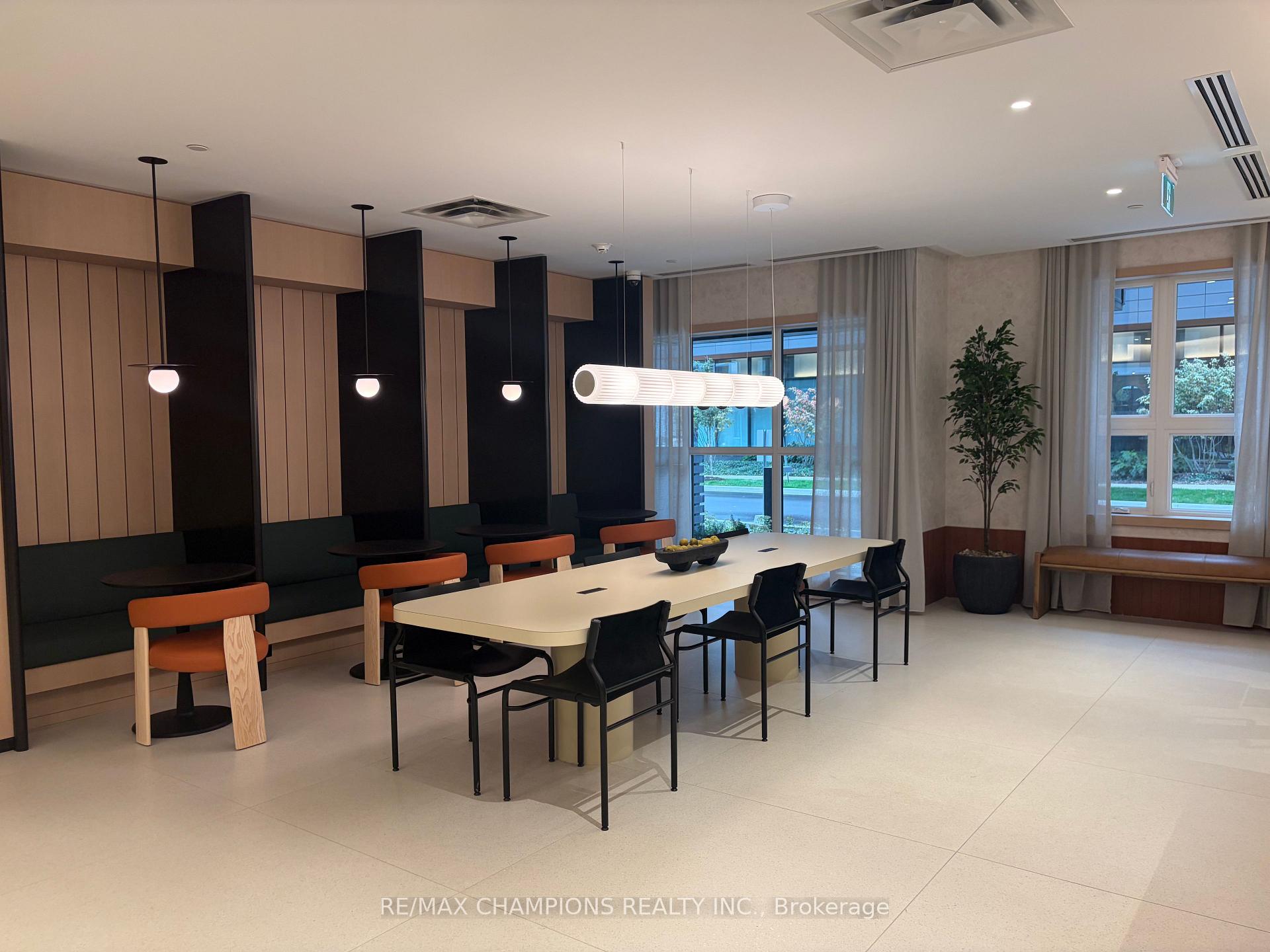 Photo 12 of Unit 607, 3008 William Cutmore Boulevard, Oakville, Joshua Meadows — HOMEH