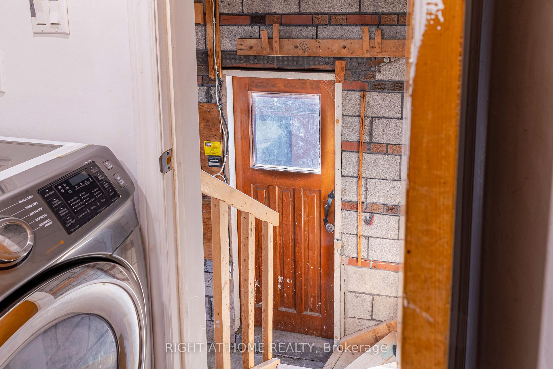 Photo 14 of 62 Iangrove Terrace, Scarborough, L'Amoreaux — HOMEH