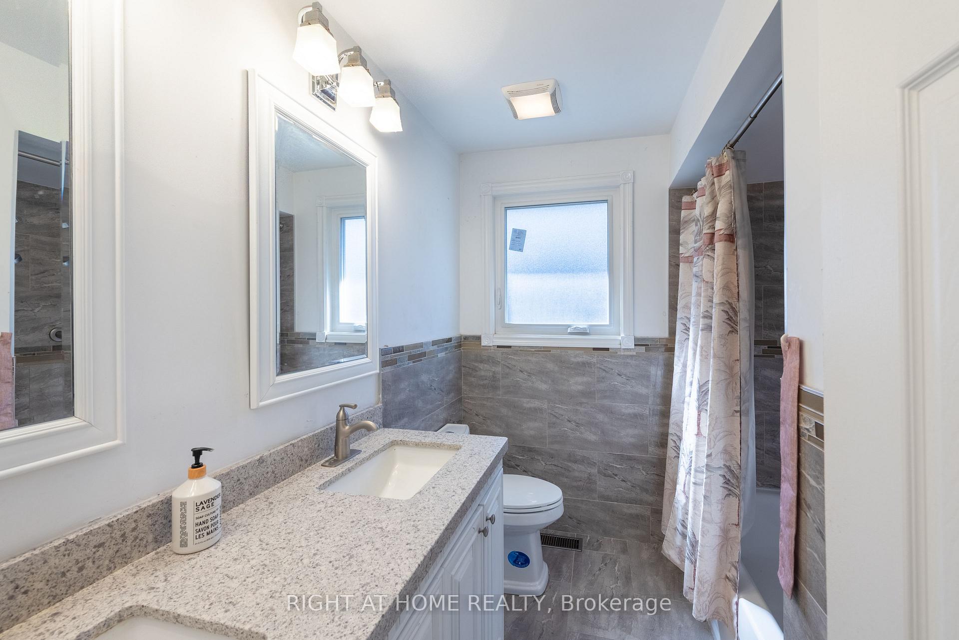 Photo 21 of 62 Iangrove Terrace, Scarborough, L'Amoreaux — HOMEH
