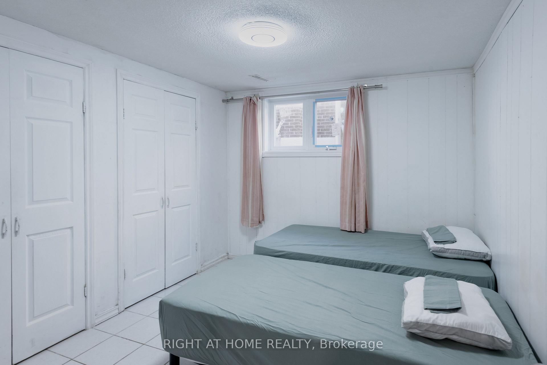 Photo 34 of 62 Iangrove Terrace, Scarborough, L'Amoreaux — HOMEH