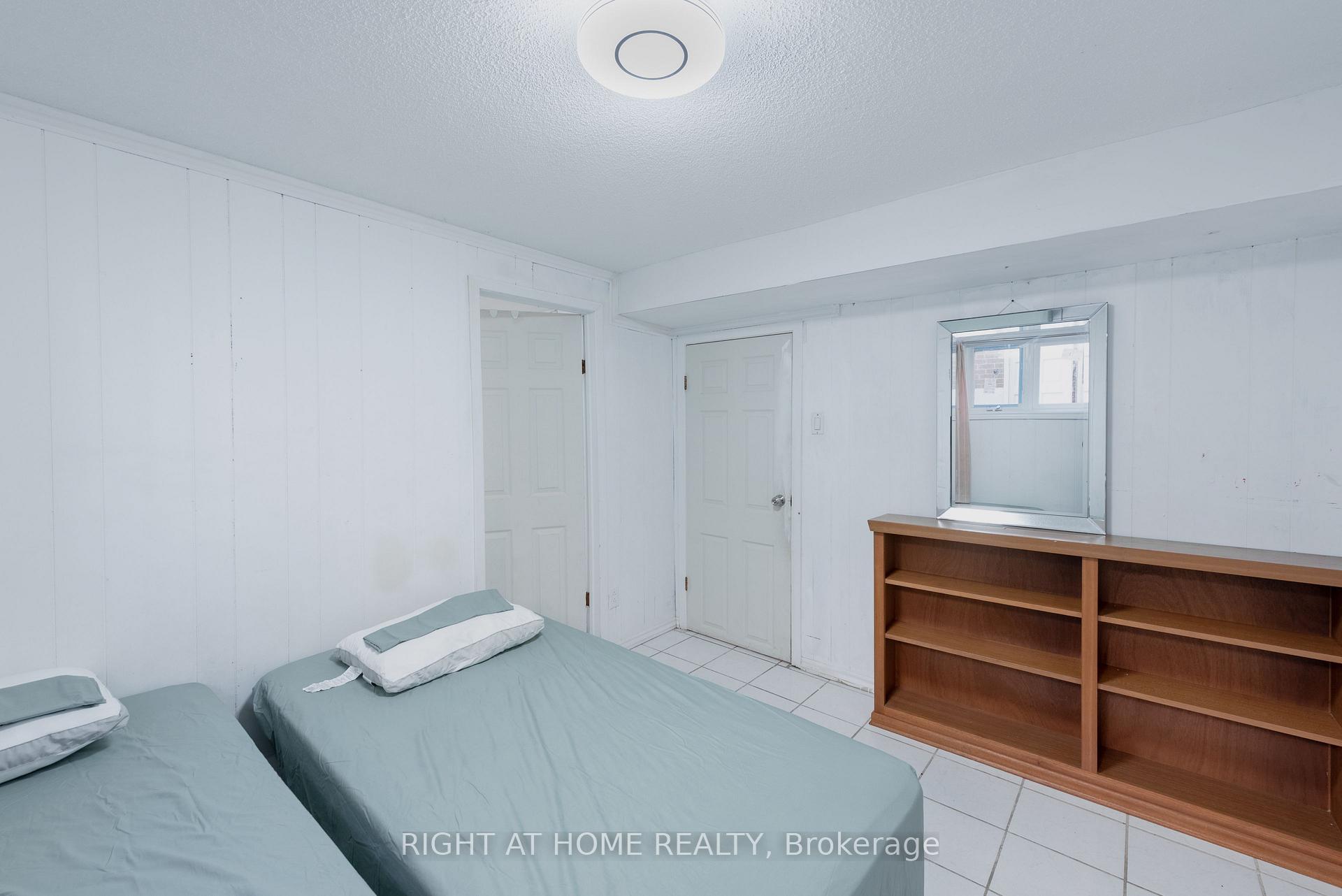 Photo 36 of 62 Iangrove Terrace, Scarborough, L'Amoreaux — HOMEH
