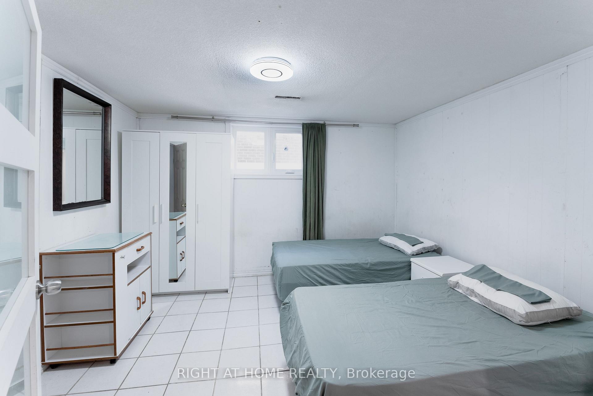 Photo 37 of 62 Iangrove Terrace, Scarborough, L'Amoreaux — HOMEH