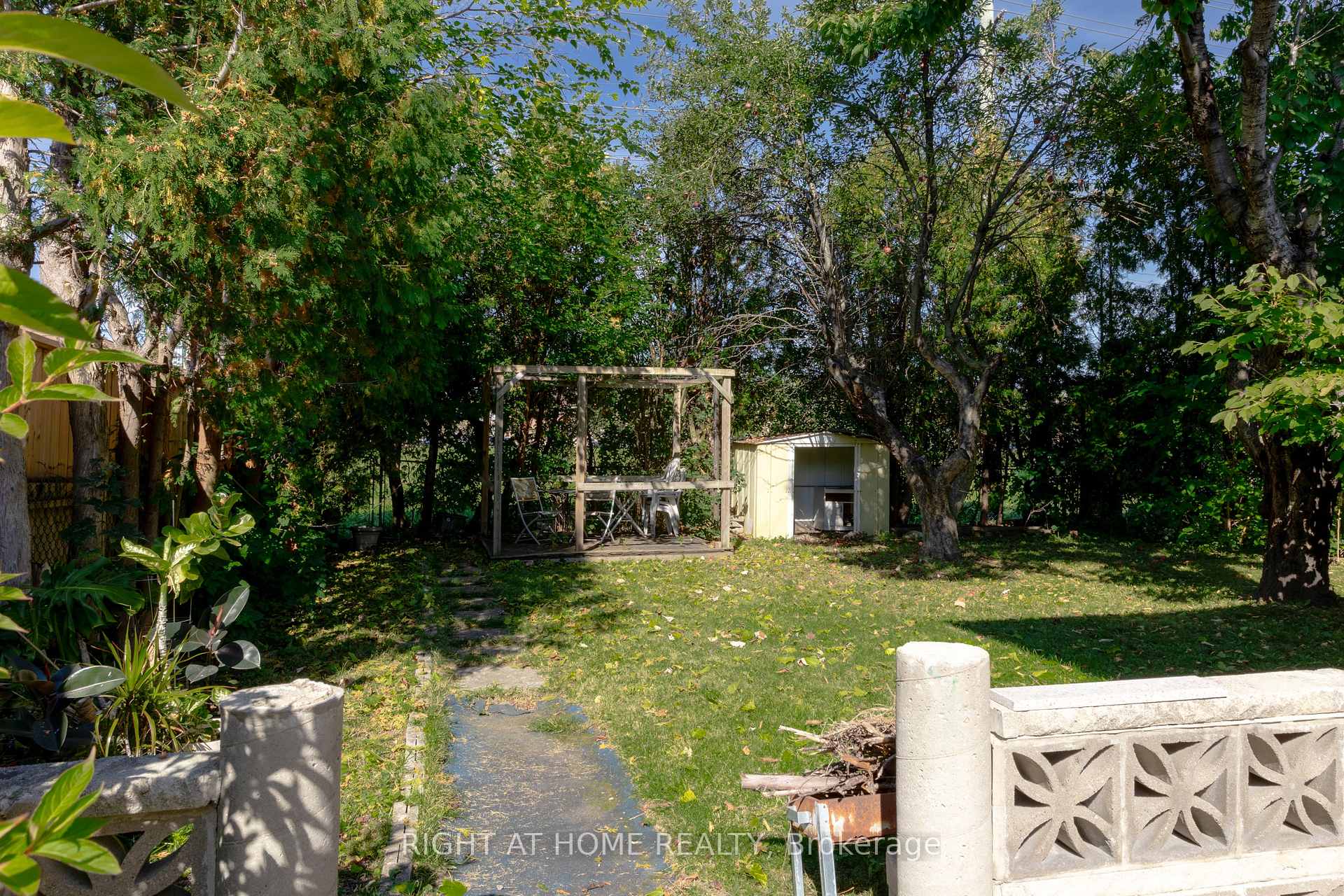 Photo 39 of 62 Iangrove Terrace, Scarborough, L'Amoreaux — HOMEH