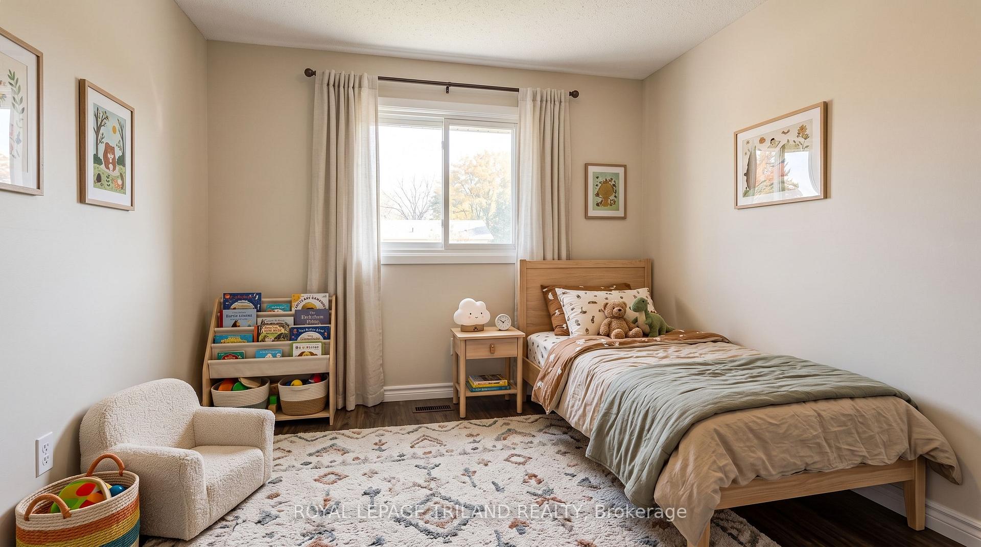Photo 26 of 136 Golfdale Crescent, London, South Q — HOMEH