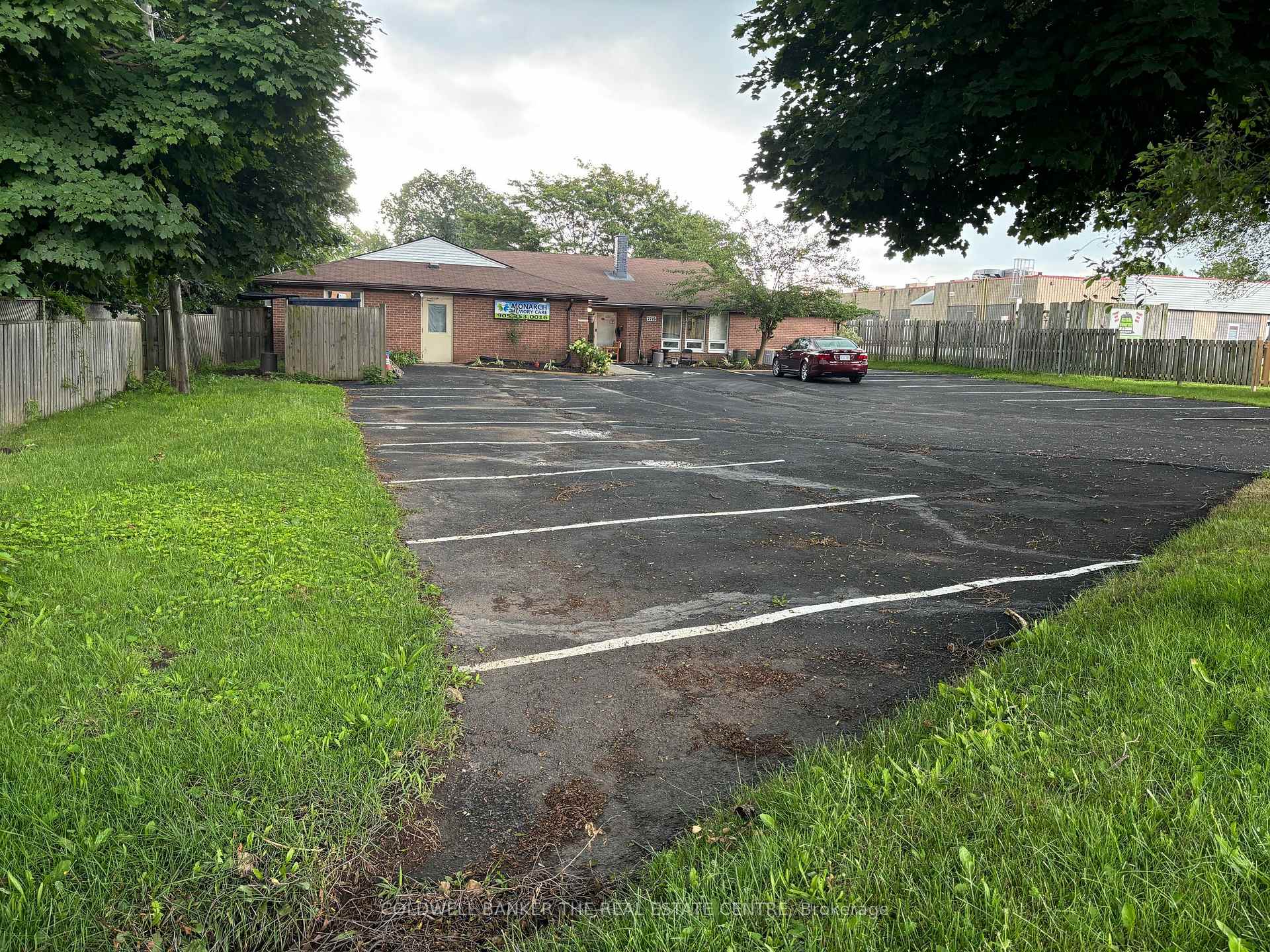 Photo of Unit Rooms 1,3,4,8,11,13,15, 7715 Beaverdams Road