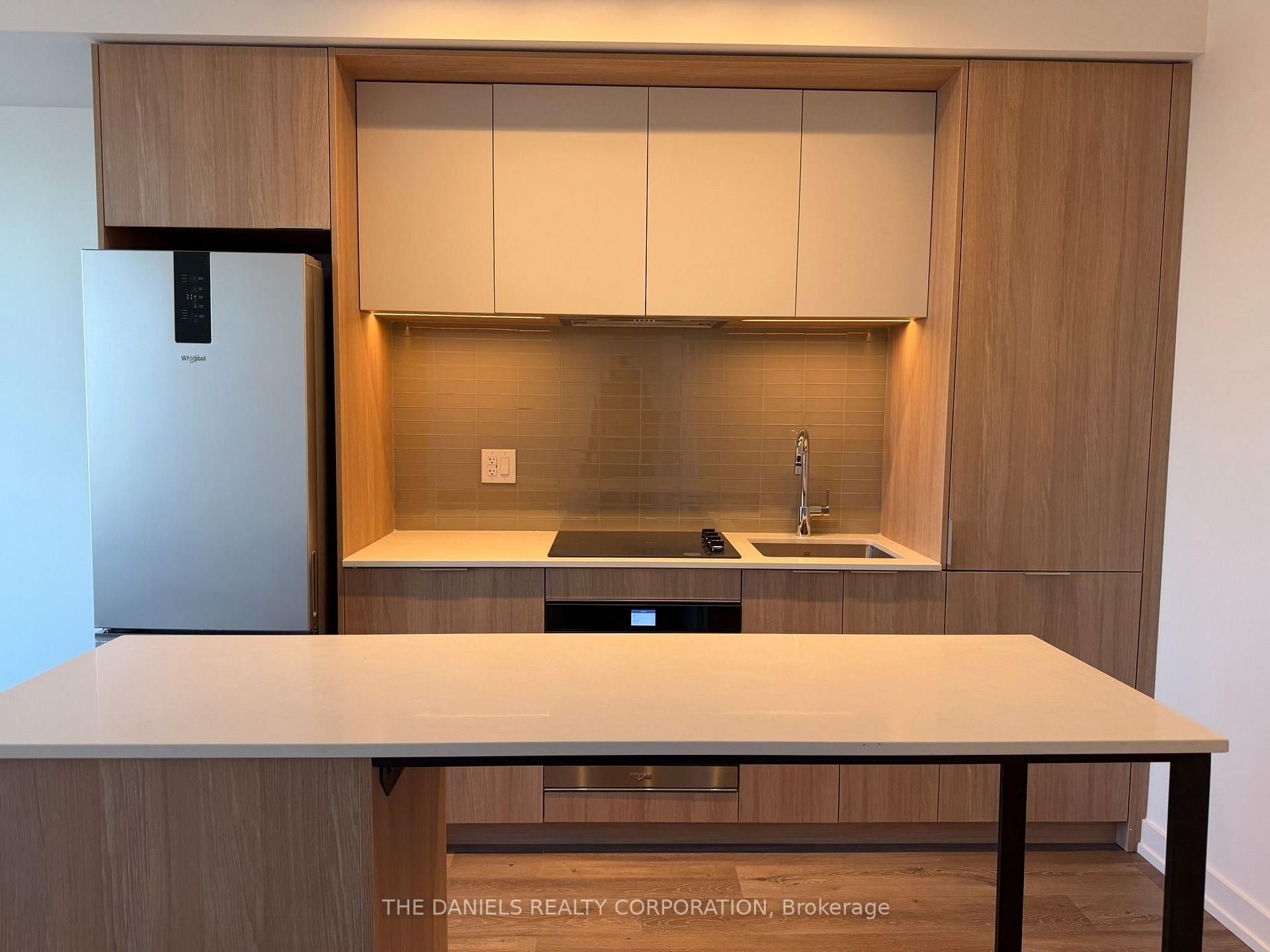 Photo 5 of Unit 4411, 395 Square One Drive, Mississauga, City Centre — HOMEH