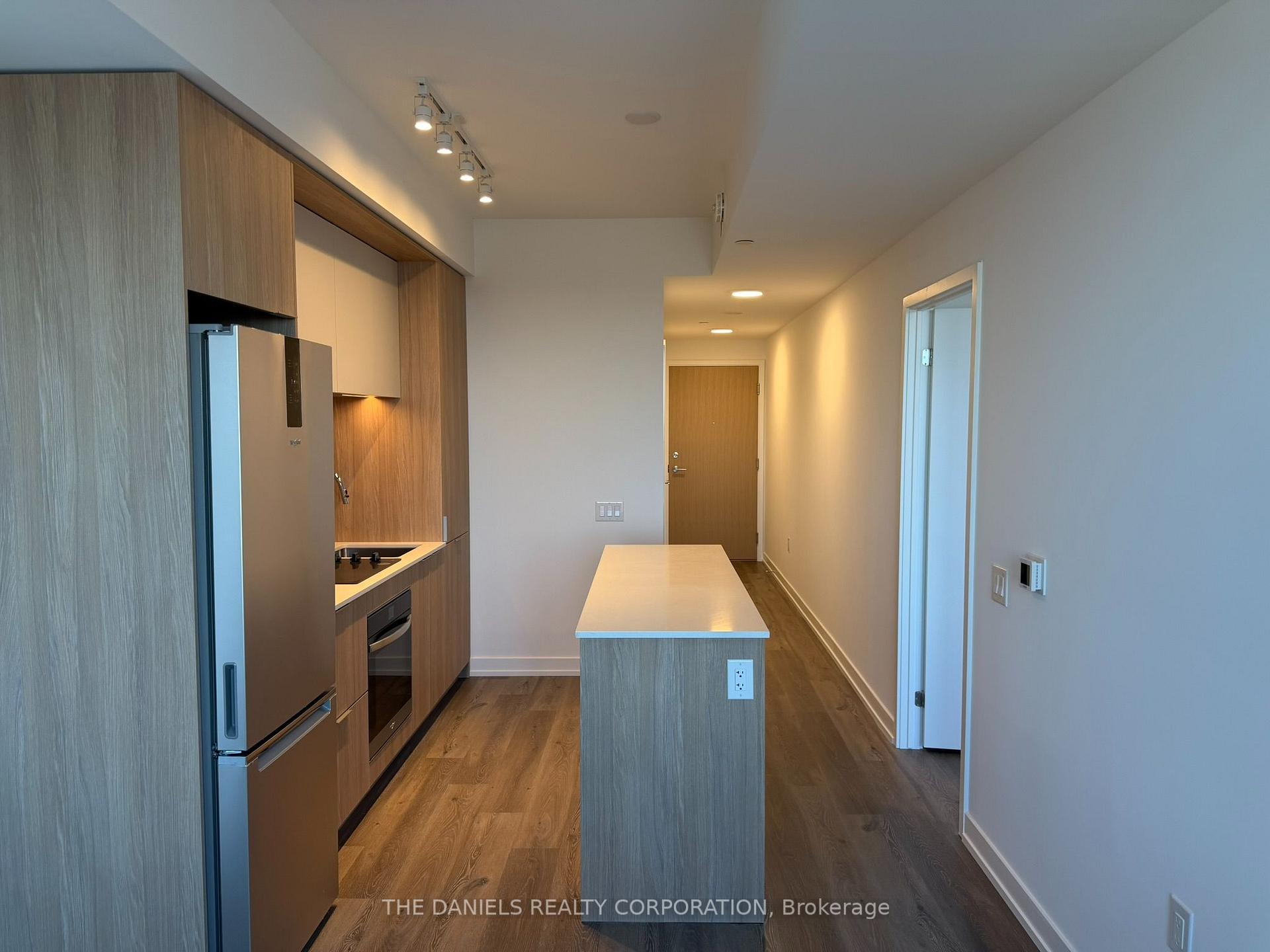 Photo 7 of Unit 4411, 395 Square One Drive, Mississauga, City Centre — HOMEH