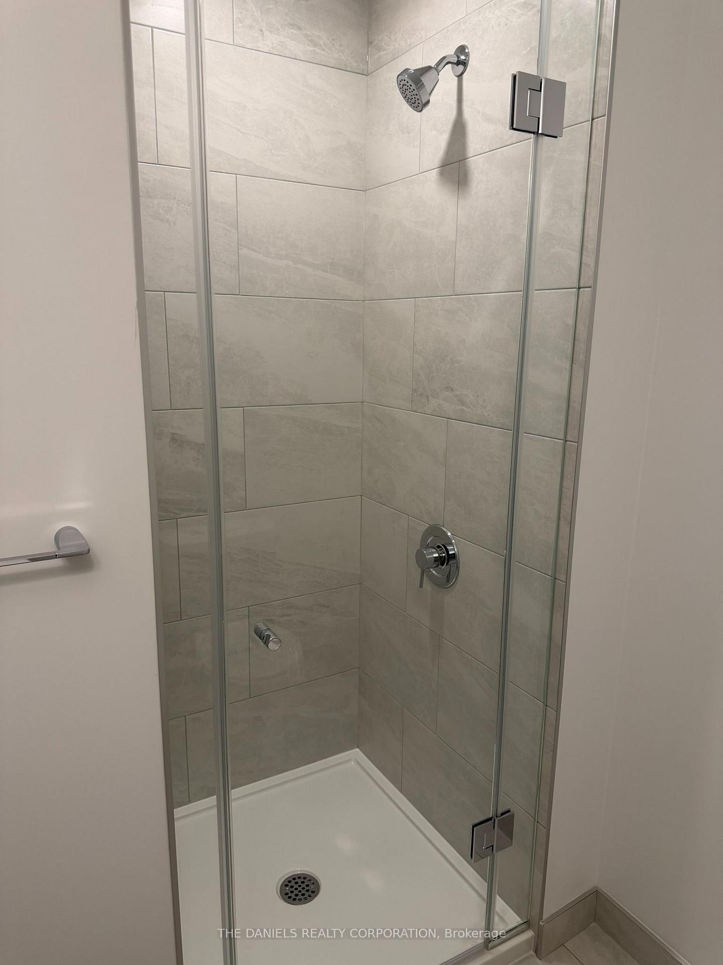 Photo 11 of Unit 4411, 395 Square One Drive, Mississauga, City Centre — HOMEH