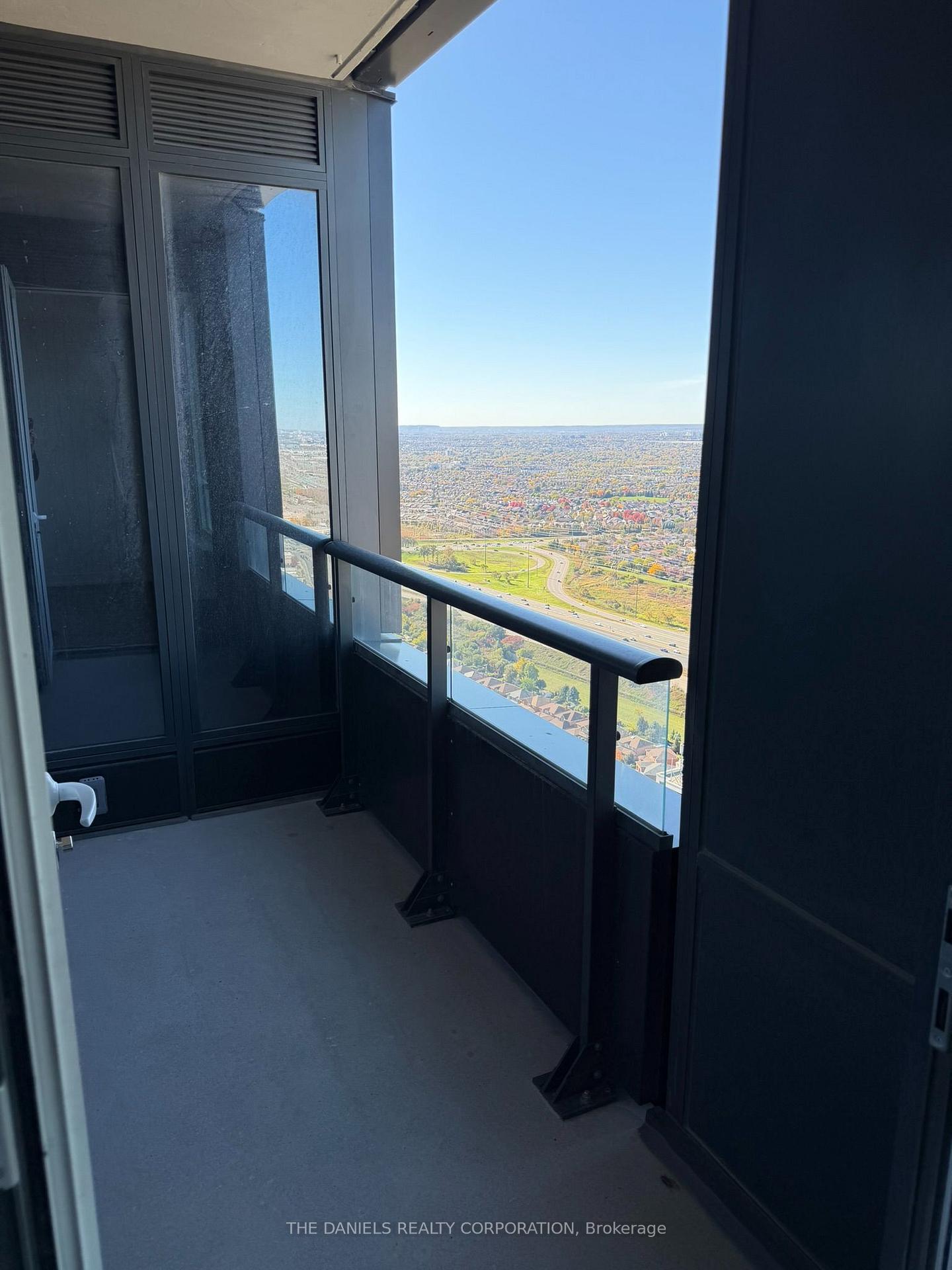 Photo 16 of Unit 4411, 395 Square One Drive, Mississauga, City Centre — HOMEH