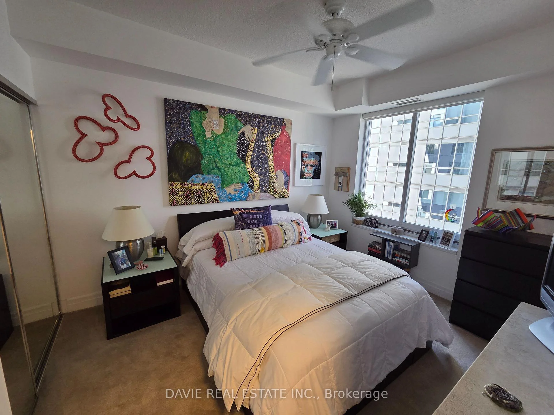 Photo 5 of Unit 1709, 35 Balmuto Street, Toronto, Bay Street Corridor — HOMEH
