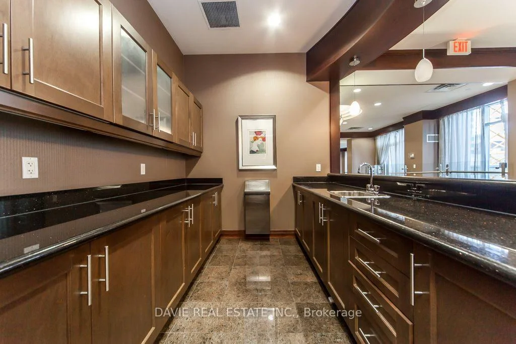 Photo 30 of Unit 1709, 35 Balmuto Street, Toronto, Bay Street Corridor — HOMEH
