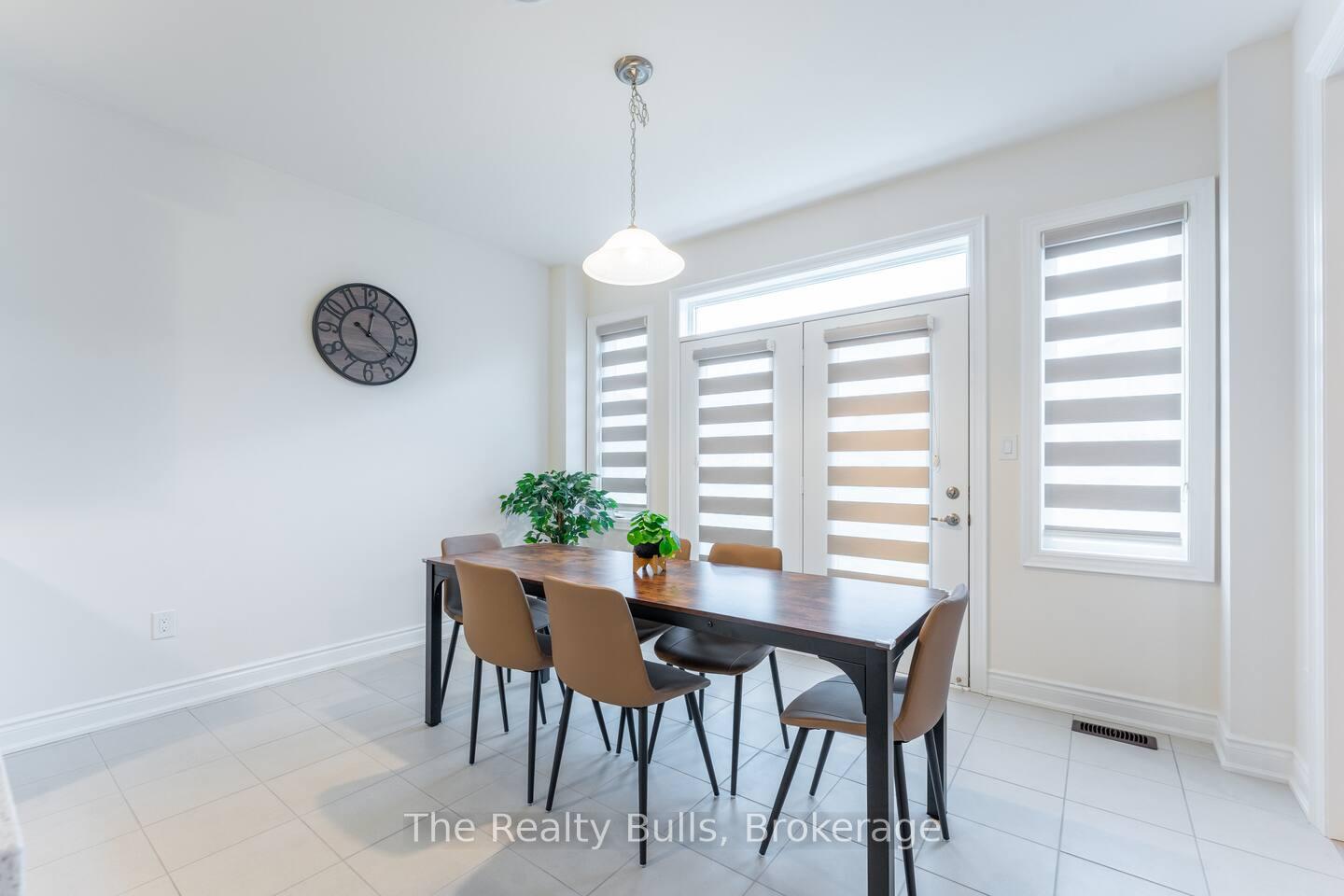 Photo 3 of 89 Gledhill Crescent, Cambridge, Little's Corners — HOMEH